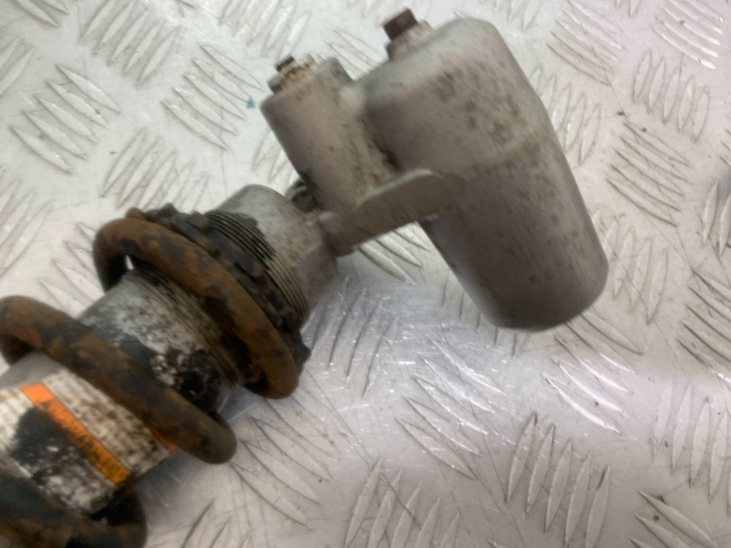 SUZUKI GSXR600 GSXR 600 K1 K2 K3 REAR SHOCK 1999-03 (CMB1284)