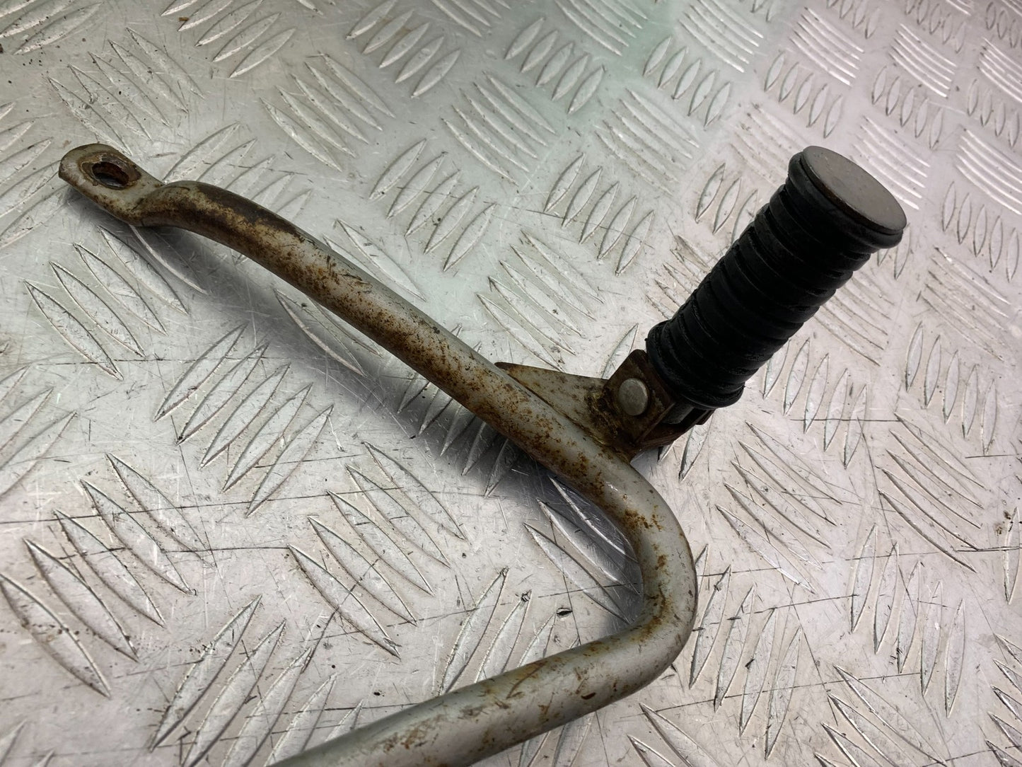 KAWASAKI KLR250 KLR 250 REAR HANGERS AND PEGS YEAR 1984-2001 (CMB1225)