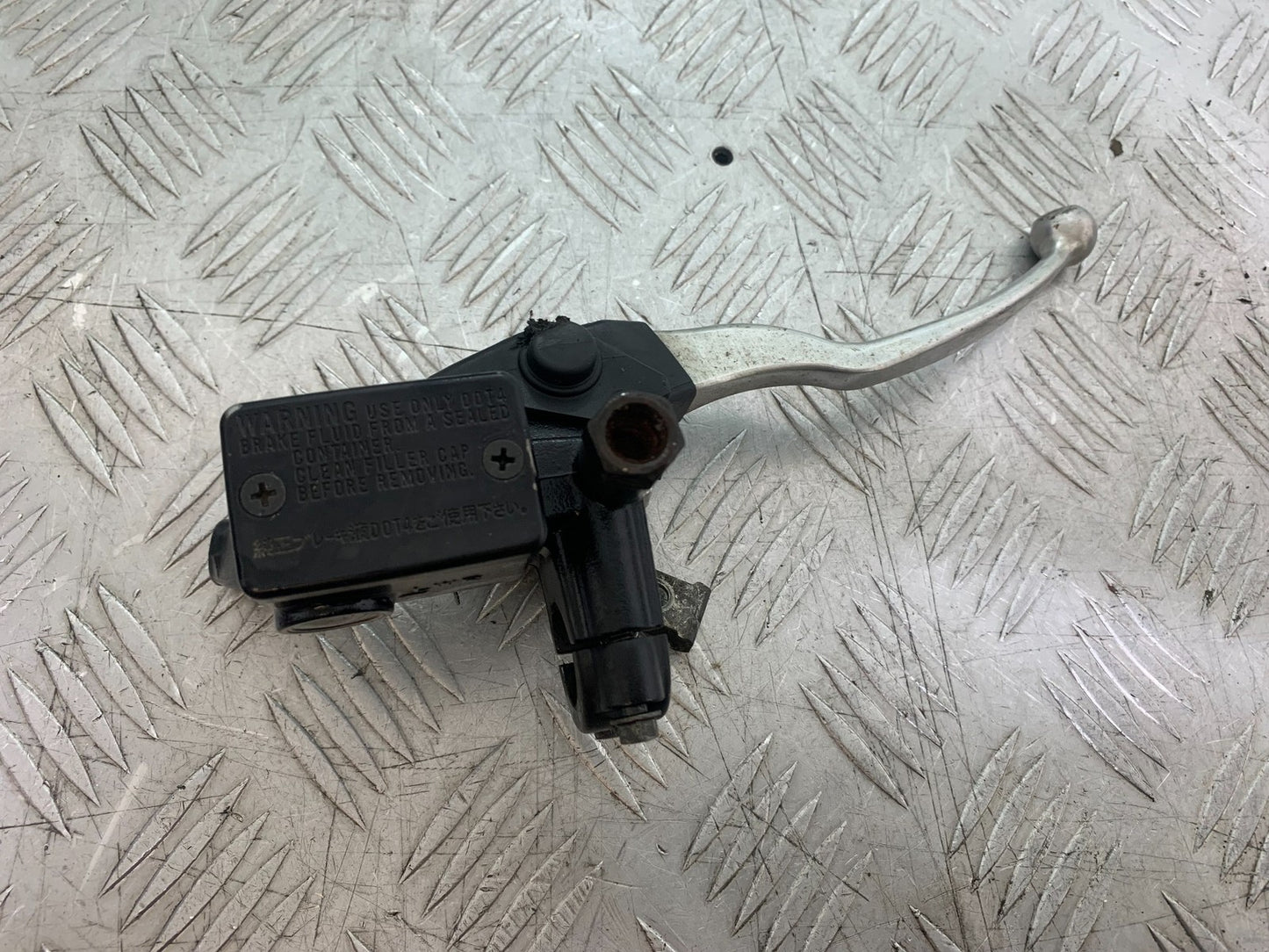 YAMAHA YS125 YS 125 FRONT BRAKE MASTER CYLINDER  YEAR 2017-2021 (CMB1321)