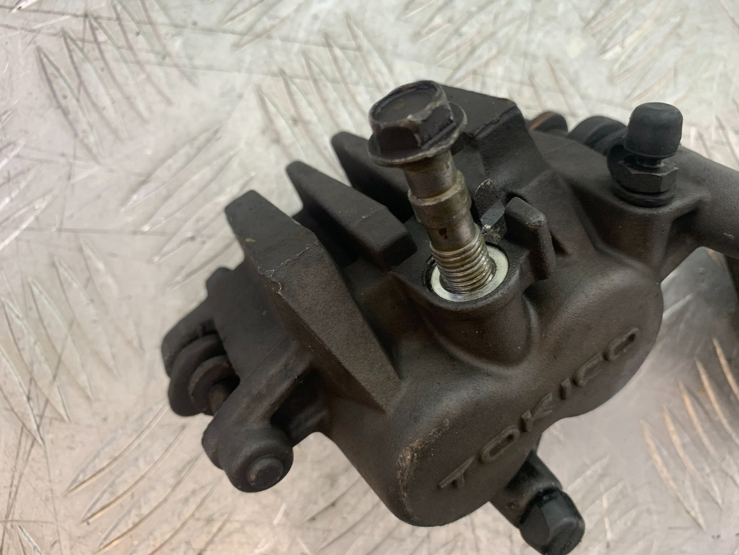 KAWASAKI Z750 Z 750 FRONT BRAKE CALIPERS YEAR 2004-2006  (CMB1234)