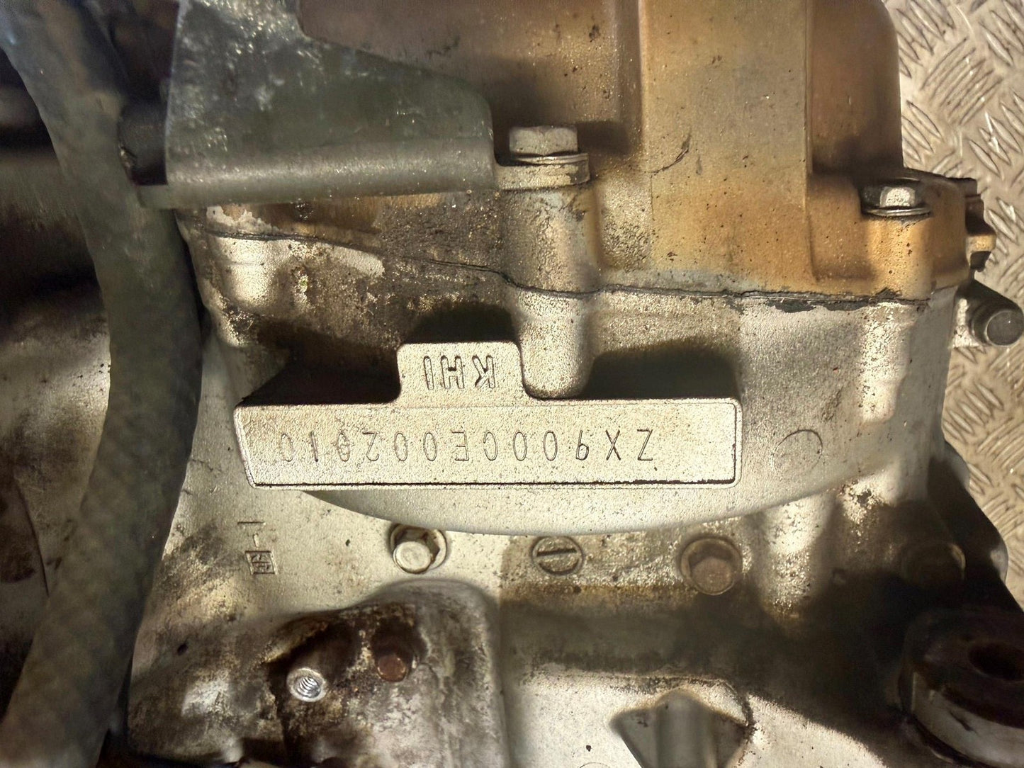 KAWASAKI ZX9R ZX9 C ENGINE YEAR 1998-99 (CMB1213)