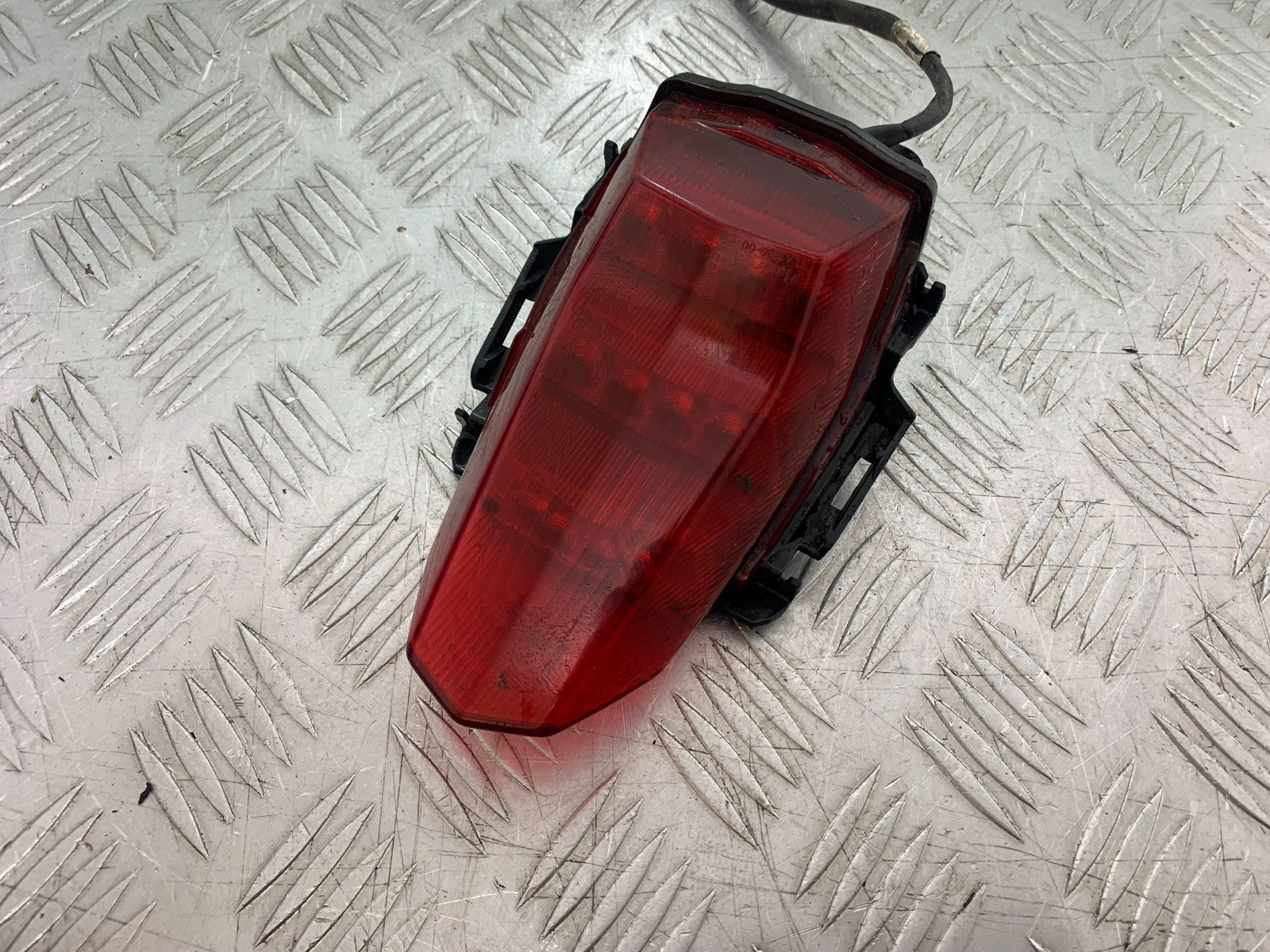 YAMAHA YZF-R125 YZF 125 REAR LIGHT YEAR 2019-2022 (CMB1263)
