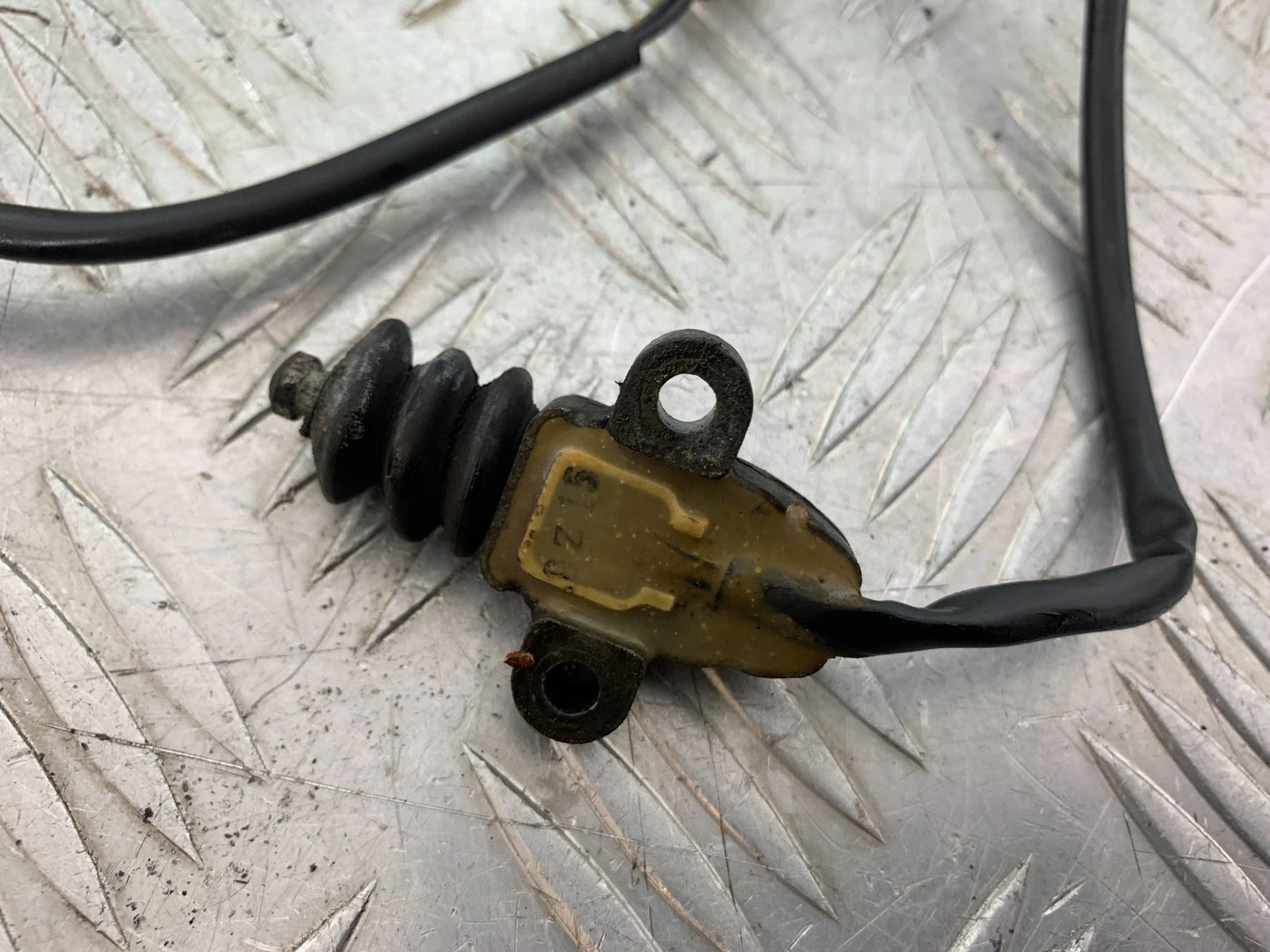 YAMAHA XV1100 XV 1100 VIRAGO SIDE STAND SWITCH   1990-1999 (CMB1190)