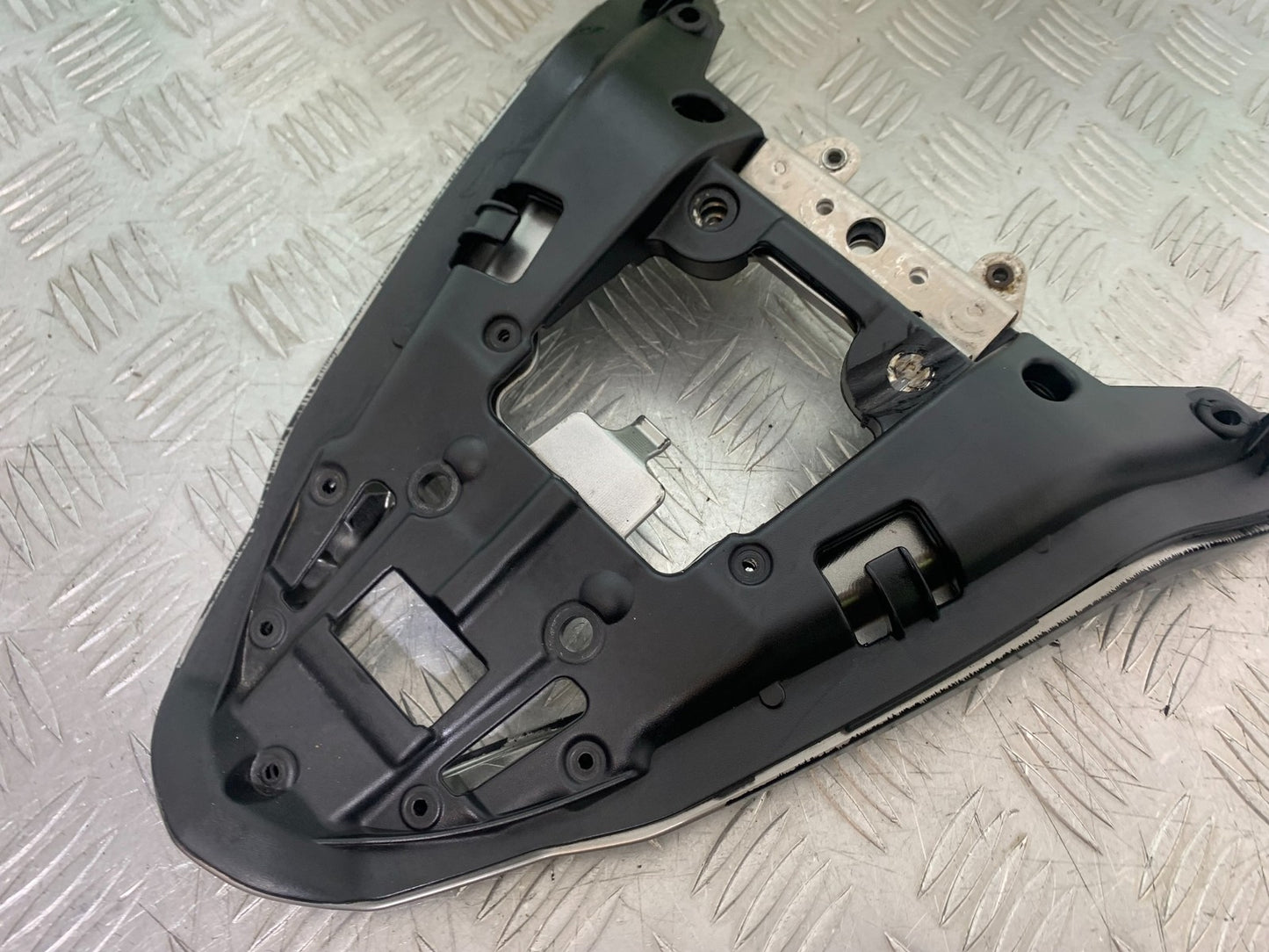 APRILIA TUONO 1000 V4 TAILPIECE   YEAR 2013-2014  (CMB1239)