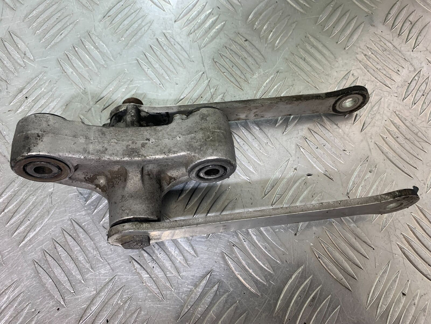 KAWASAKI ZX6R ZX6 J REAR SHOCK LINKAGE  YEAR 2000 (CMB1129)