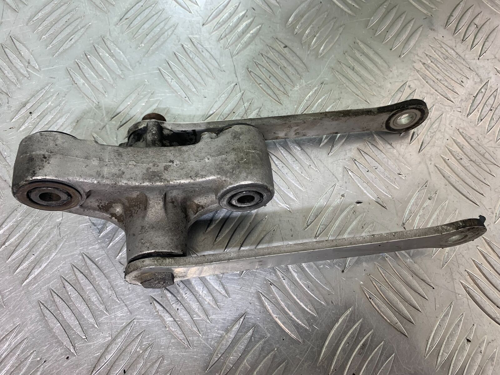 KAWASAKI ZX6R ZX6 J REAR SHOCK LINKAGE  YEAR 2000 (CMB1129)