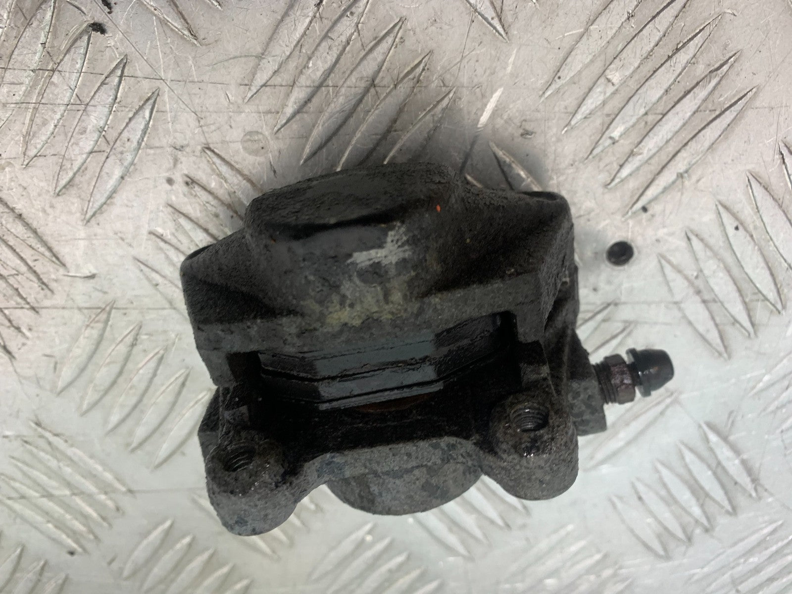 PIAGGIO VESPA GTS 125 REAR CALIPER YEAR 2009-2014  (CMB1261)
