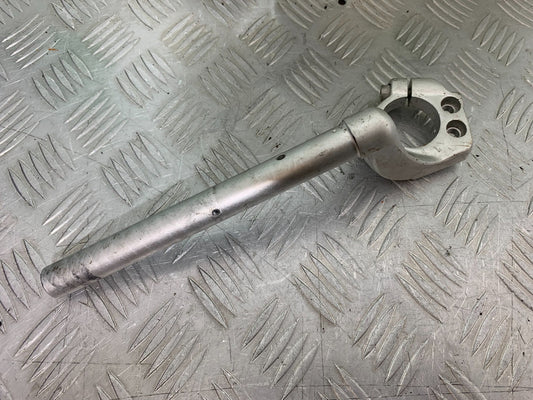 TRIUMPH 955i SPRINT ST LEFT HANDLEBAR YEAR 1999-04 (CMB1230)