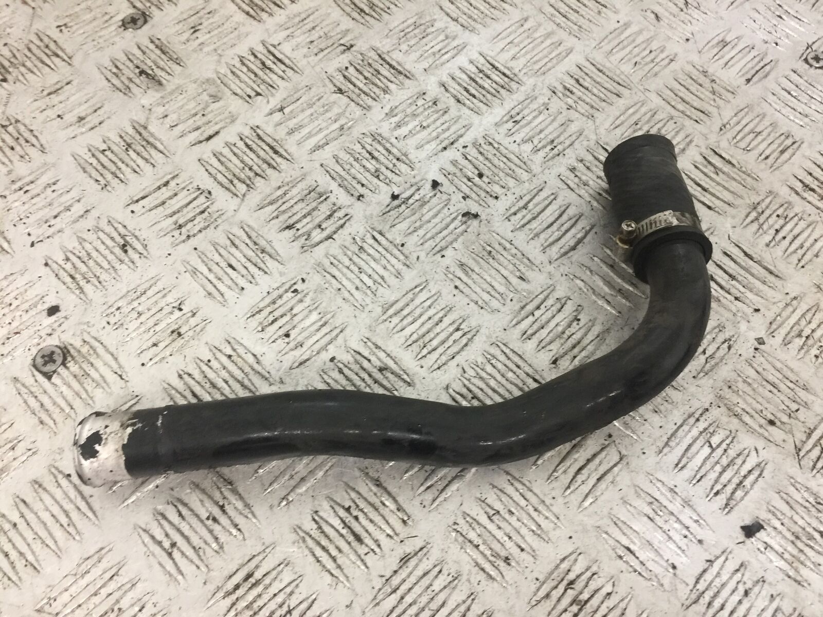 KAWASAKI ZX9R ZX9 E1 RADIATOR PIPE  YEAR 2000 (STOCK 795)