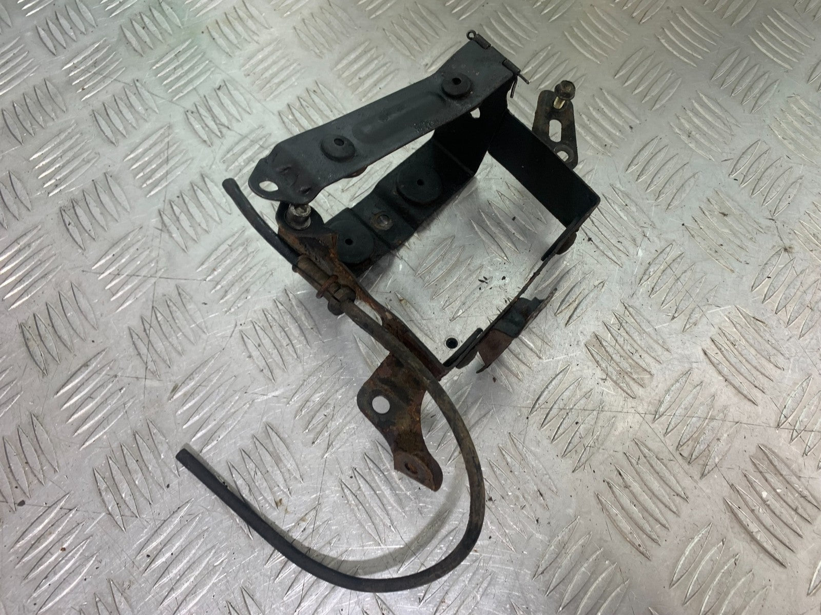 HONDA GL500 GL 500 SILVERWING BATTERY BOX   YEAR 1981-82 (CMB1168)