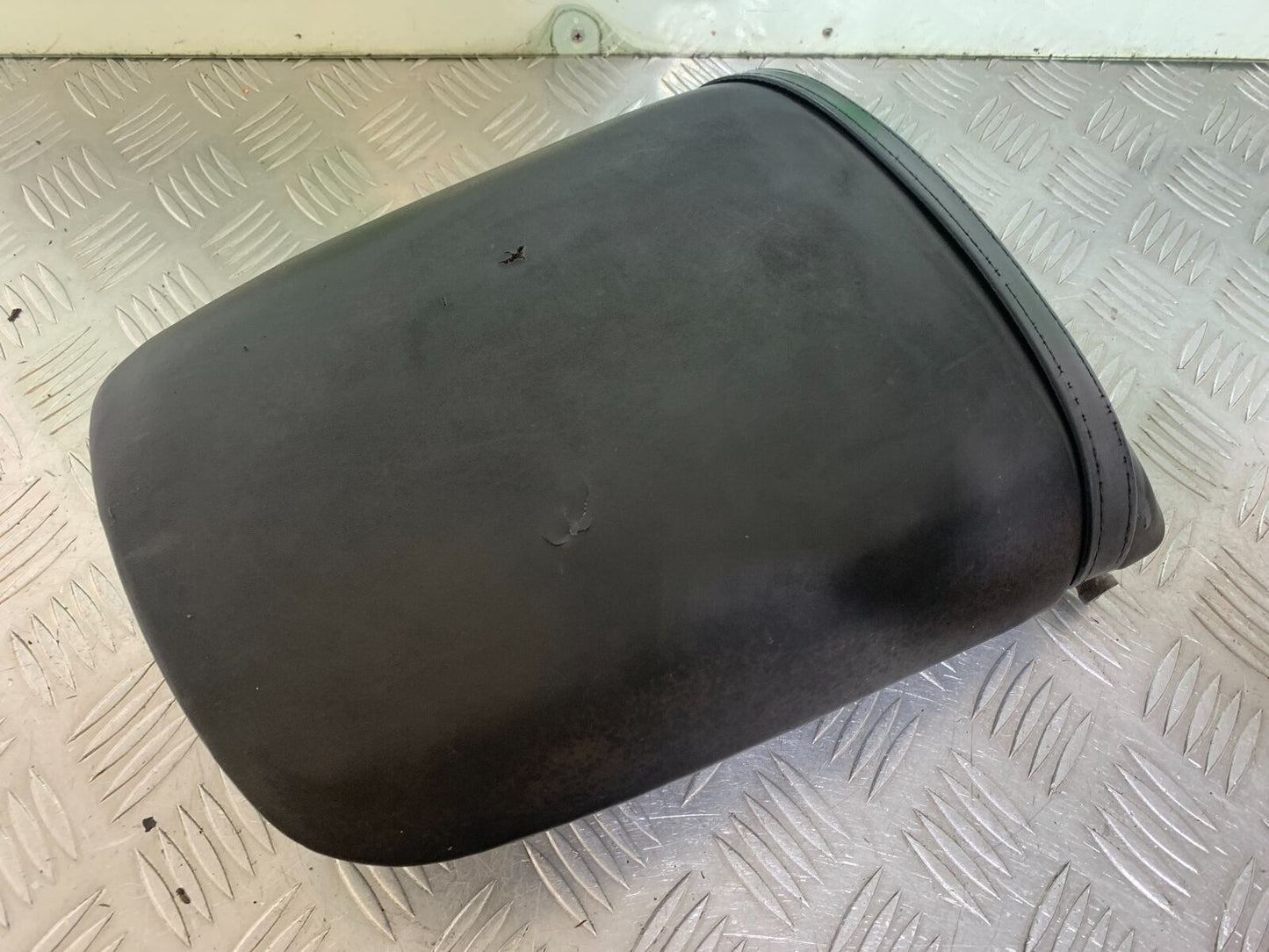 HONDA CBR 929 RRY FIREBLADE REAR SEAT  YEAR 2000-01 (CMB1094)