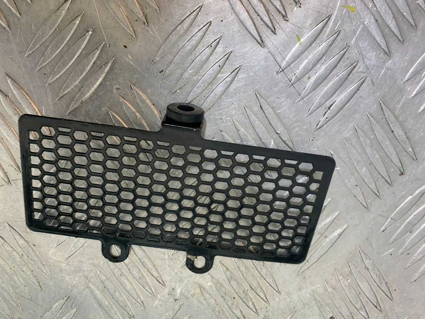 BENELLI TORNADO TNT 125 OIL COOLER GRILL   YEAR 2024 (CMB1090)