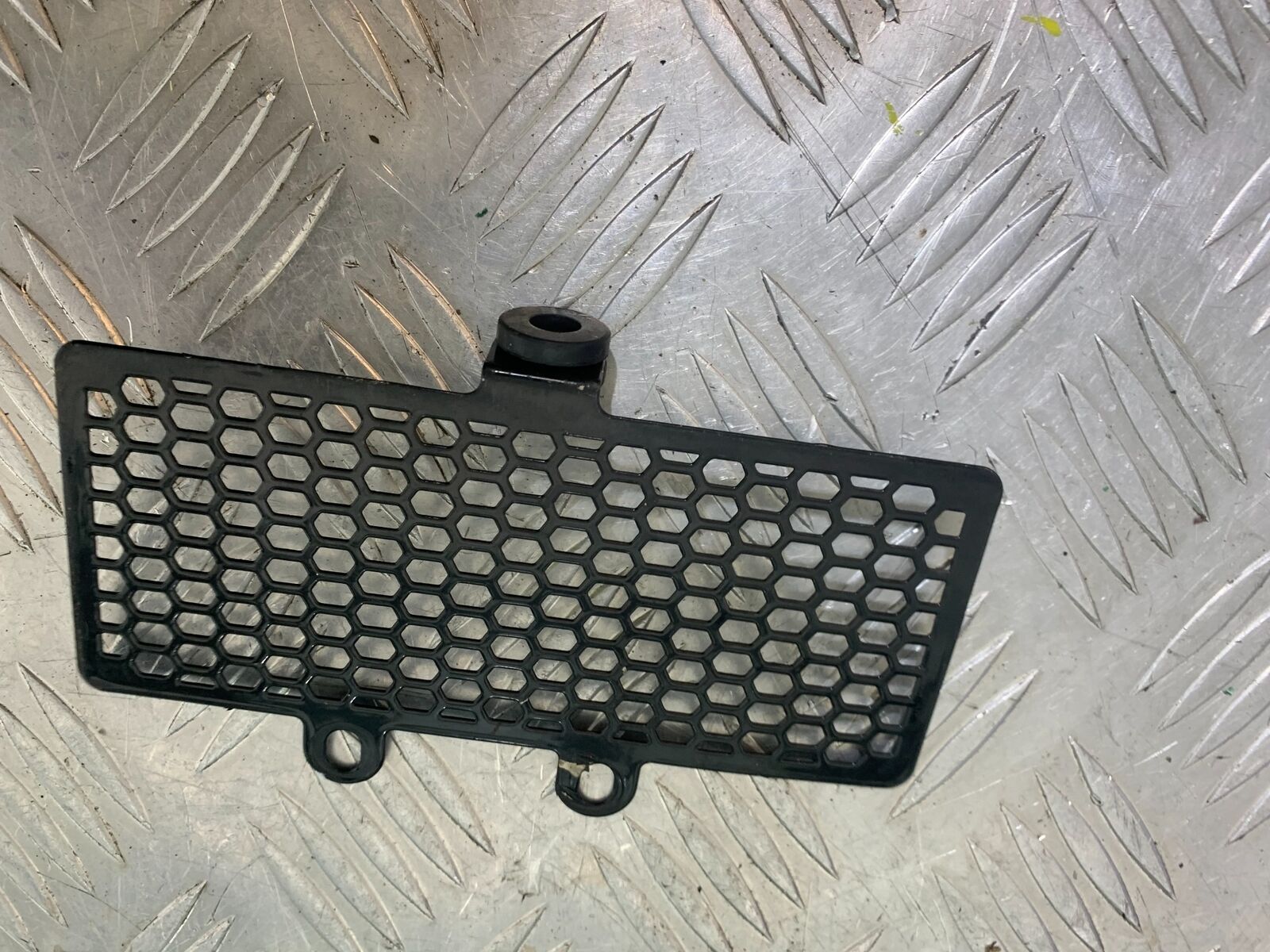 BENELLI TORNADO TNT 125 OIL COOLER GRILL   YEAR 2024 (CMB1090)