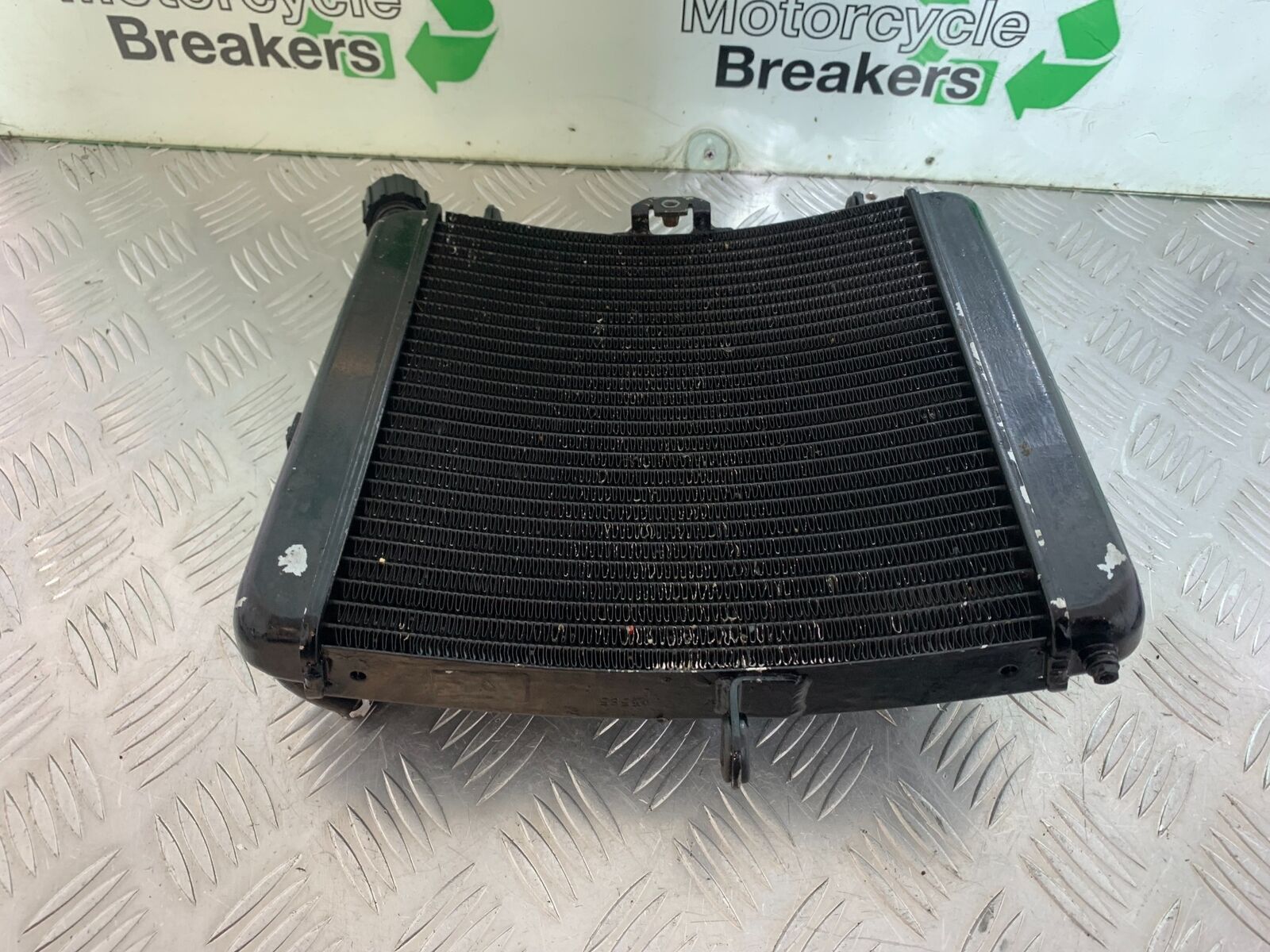 KTM 990 SUPERMOTO T RADIATOR  YEAR 2010-2011  (CMB1067)