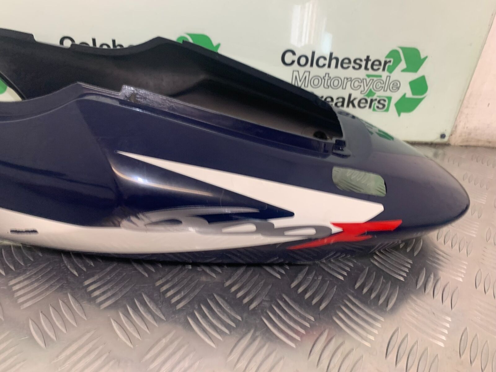 HONDA CBR600 CBR 600 F4I TAIL PIECE SEAT UNIT  YEAR 2001-2003 (STOCK 978)