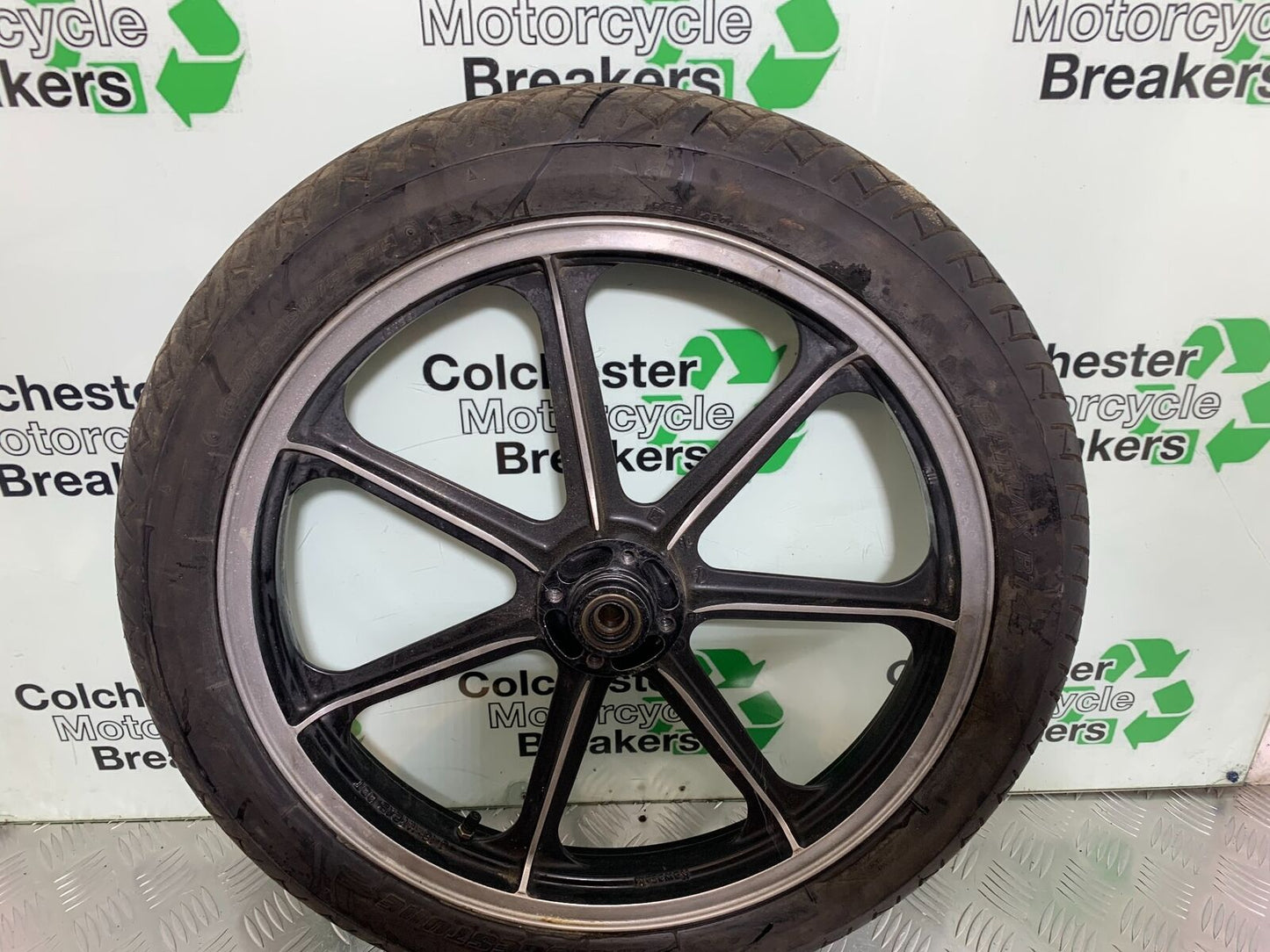 KAWASAKI Z650 KZ650 FRONT WHEEL (GOOD TYRE) YEAR 1979-1980 (CMB1023)