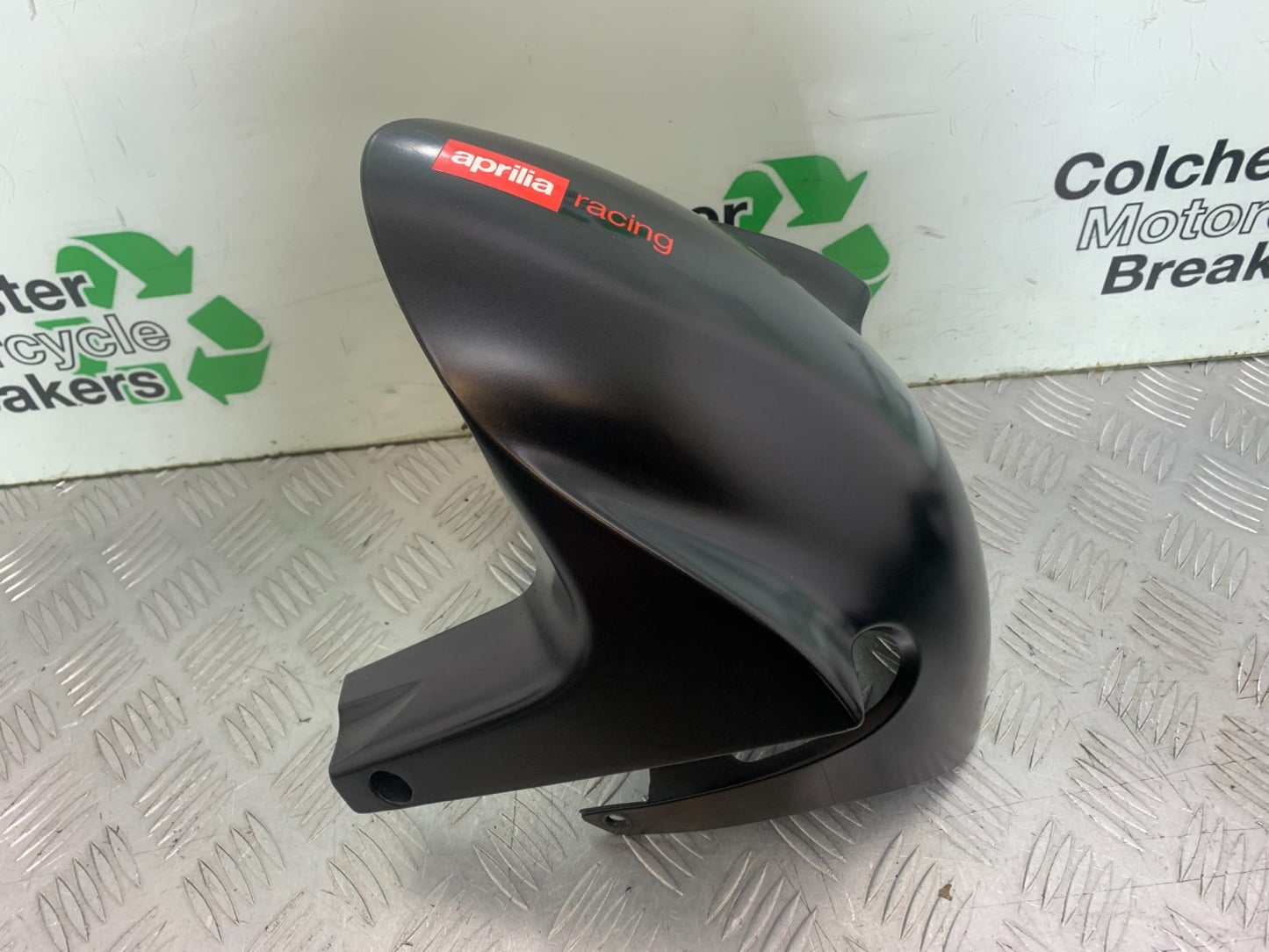 APRILIA TUONO 1000 V4R FRONT MUDGUARD  YEAR 2011-13  (CMB1331)