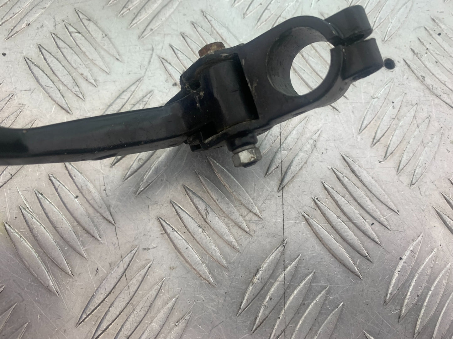 KAWASAKI GT550 GT 550 CLUTCH LEVER AND BRACKET YEAR 1984-87 (CMB1141)