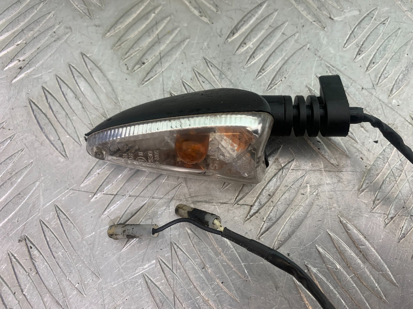 TRIUMPH 675 STREET TRIPLE FRONT INDICATORS   2013-2016(CMB1186)