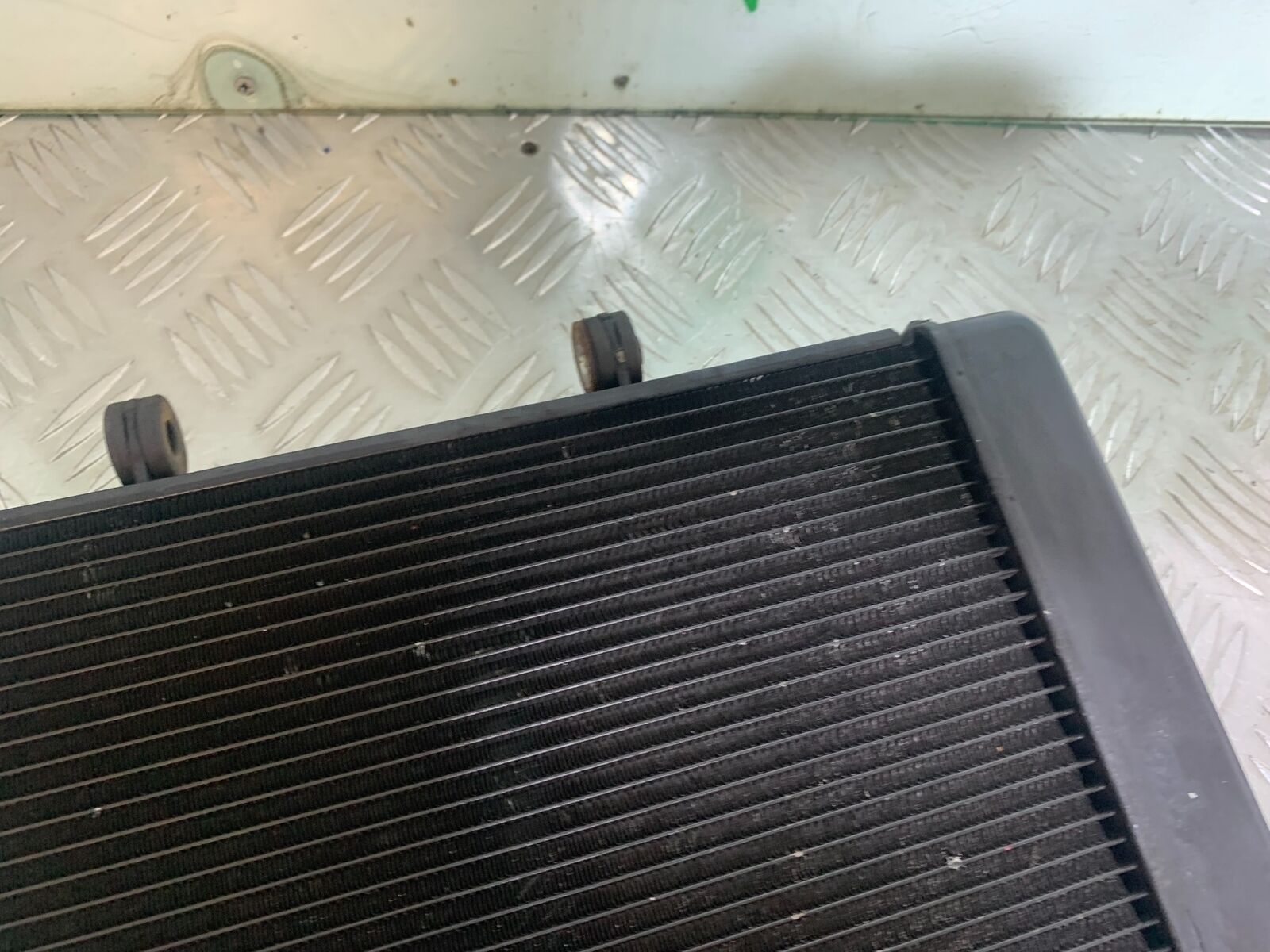 YAMAHA XJ6 XJ6-S RADIATOR   YEAR 2009-2015  (CMB1070)