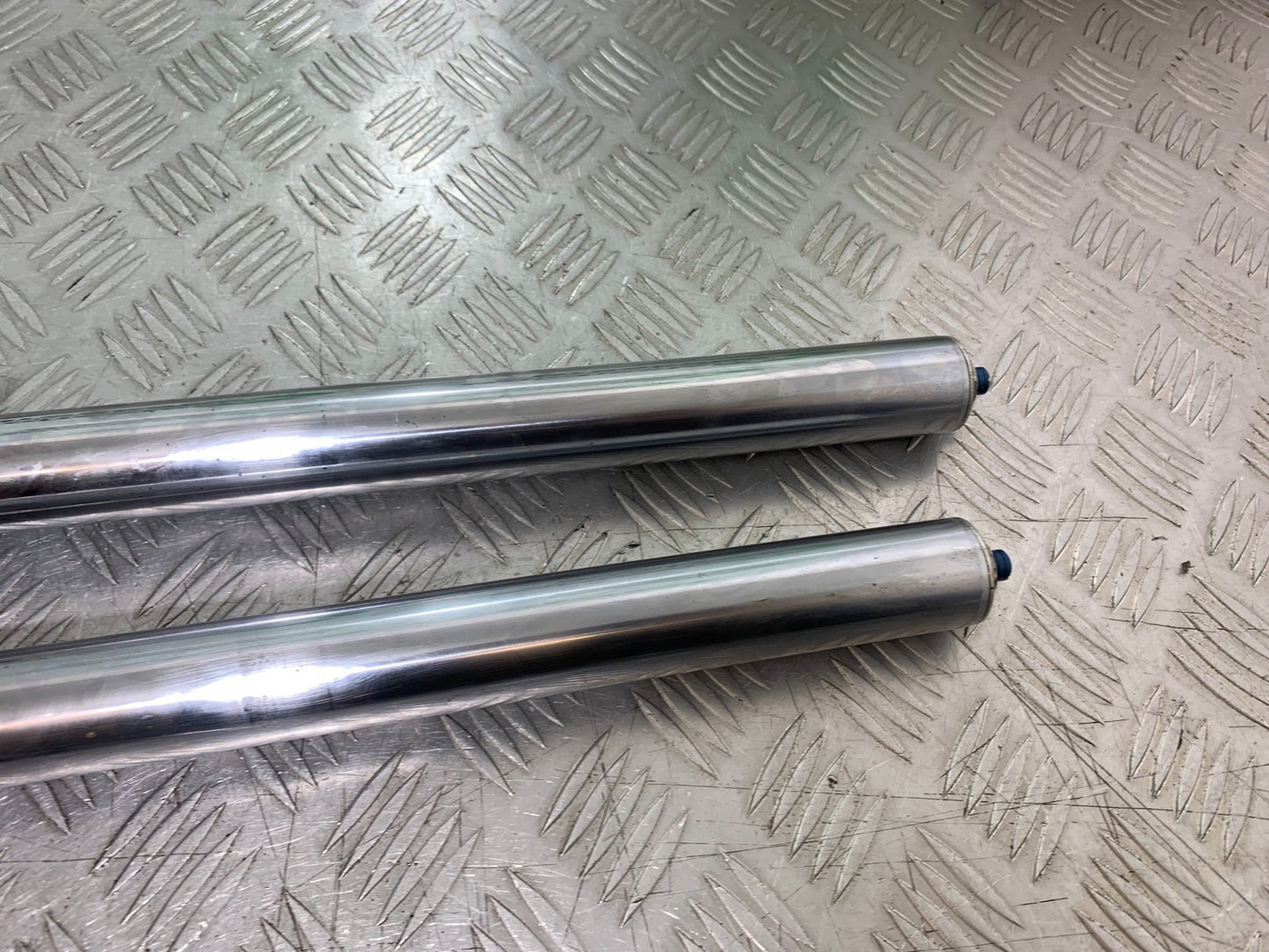 HONDA CBF600 CBF 600 FORKS YEAR 2004 -07 (CMB1247)