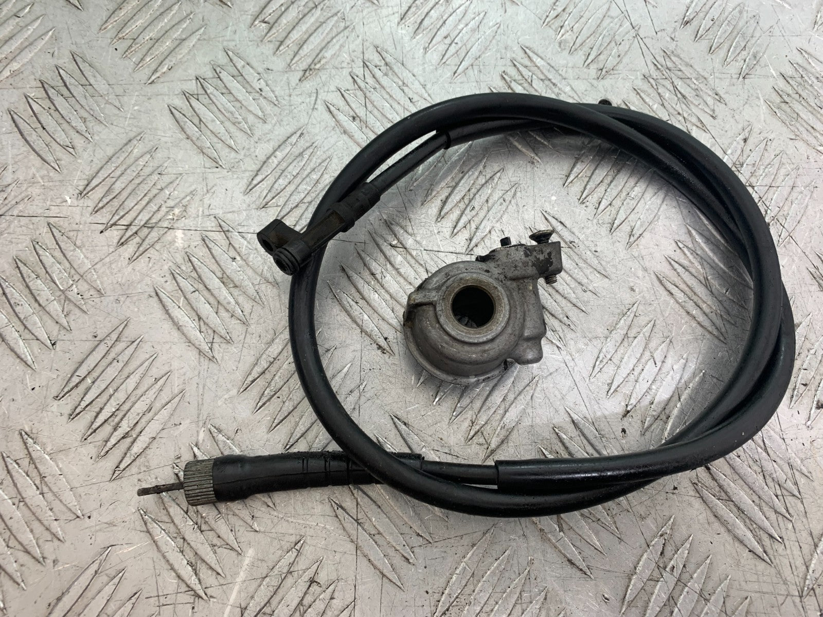 HONDA VT700 VT 700 SHADOW SPEEDO DRIVE AND CABLE   YEAR 1984-85 (CMB1328)