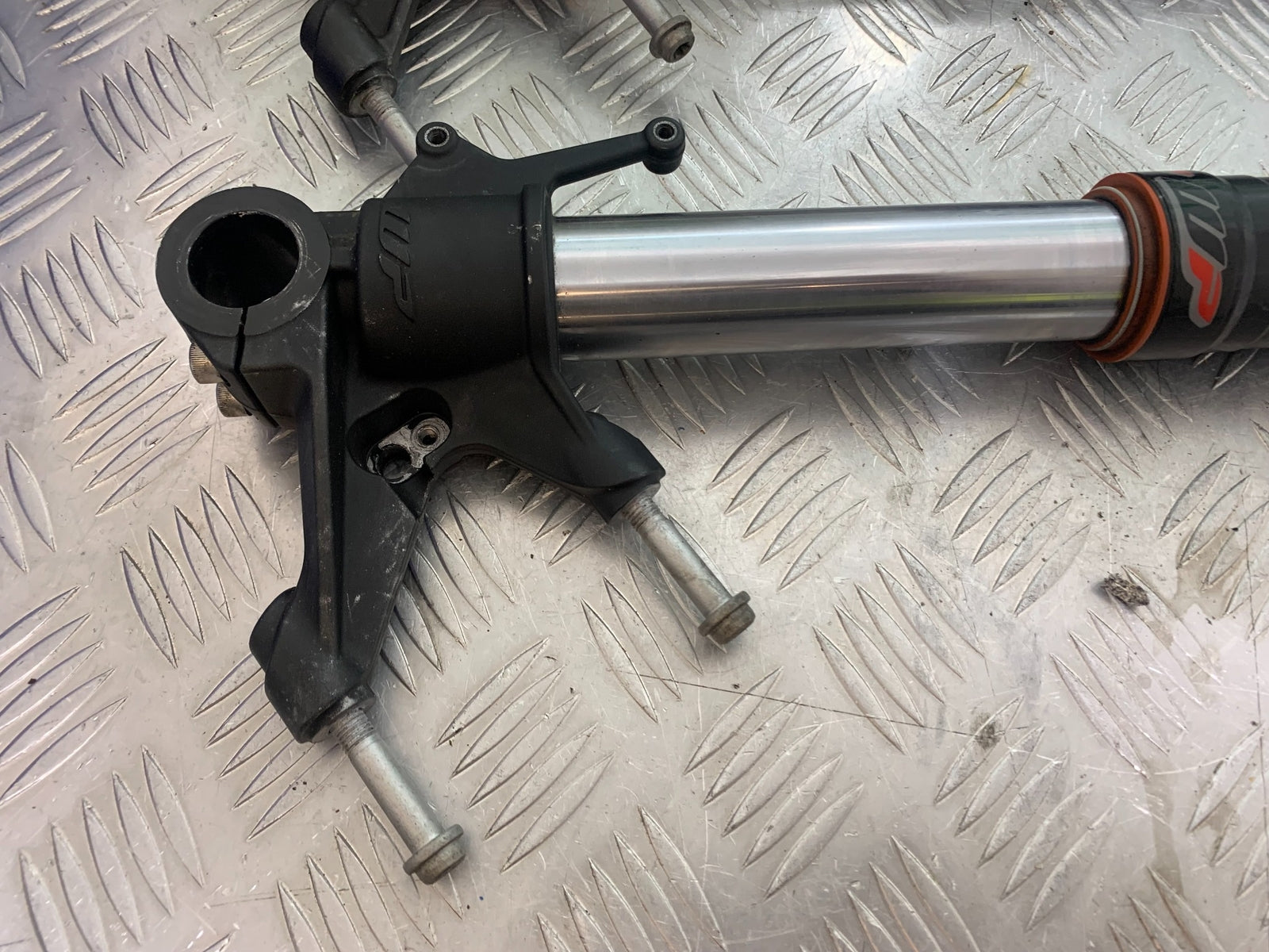 KTM 790 DUKE FORKS   YEAR 2018-2021  (CMB11150)