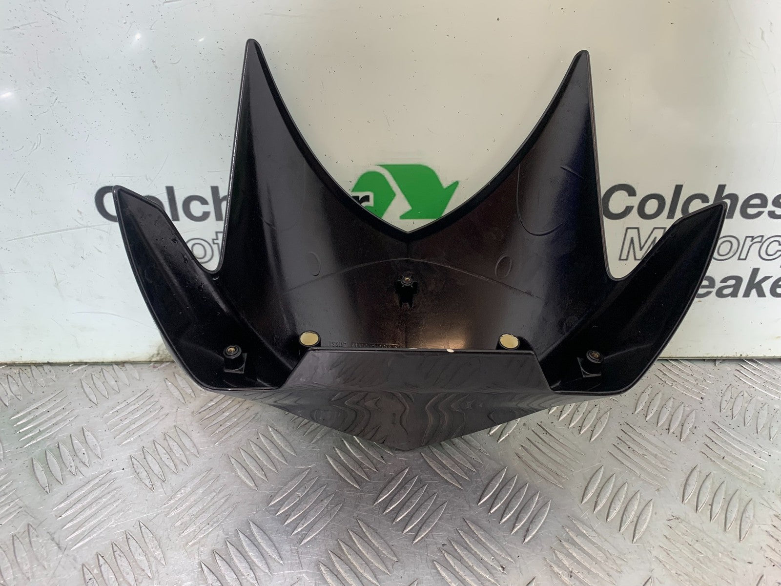 TRIUMPH SPEED TRIPLE R 1050 TOP FAIRING HEADLIGHT COWL    2009 (CMB1183)