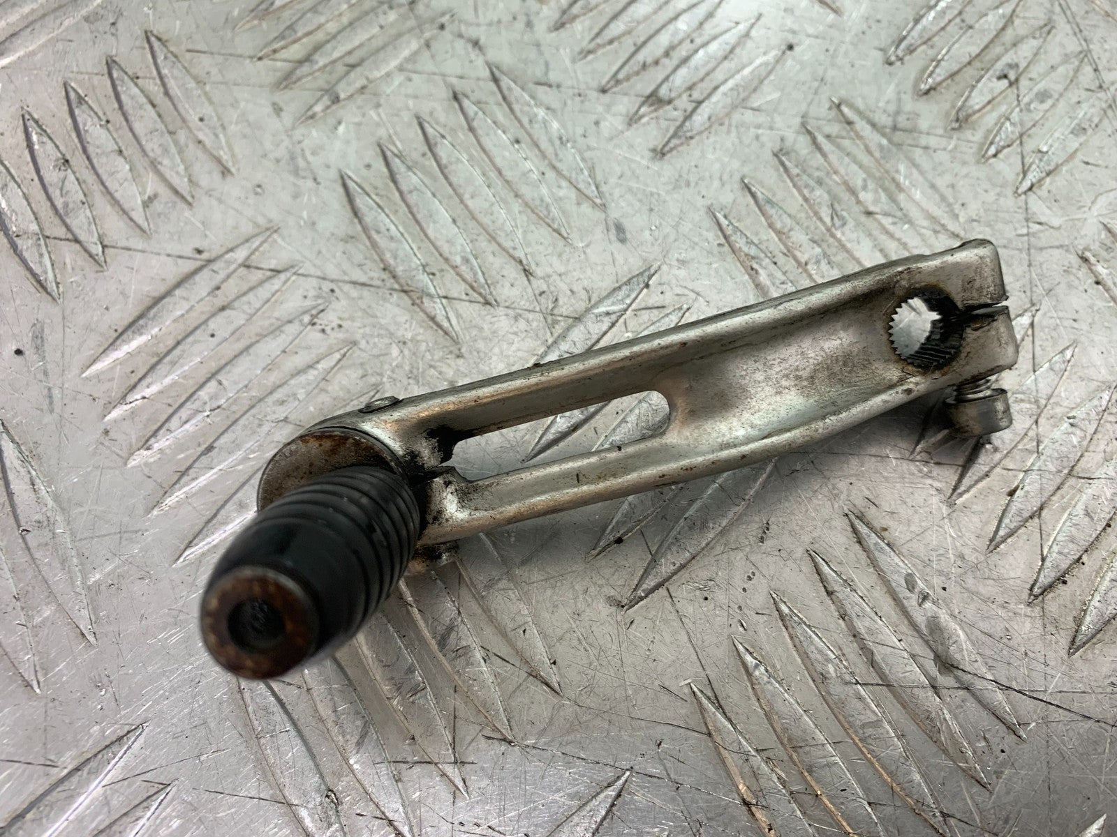 APRILIA RSV1000 RSV 1000 MILLE GEAR LEVER 1998- 2003 (CMB1184)