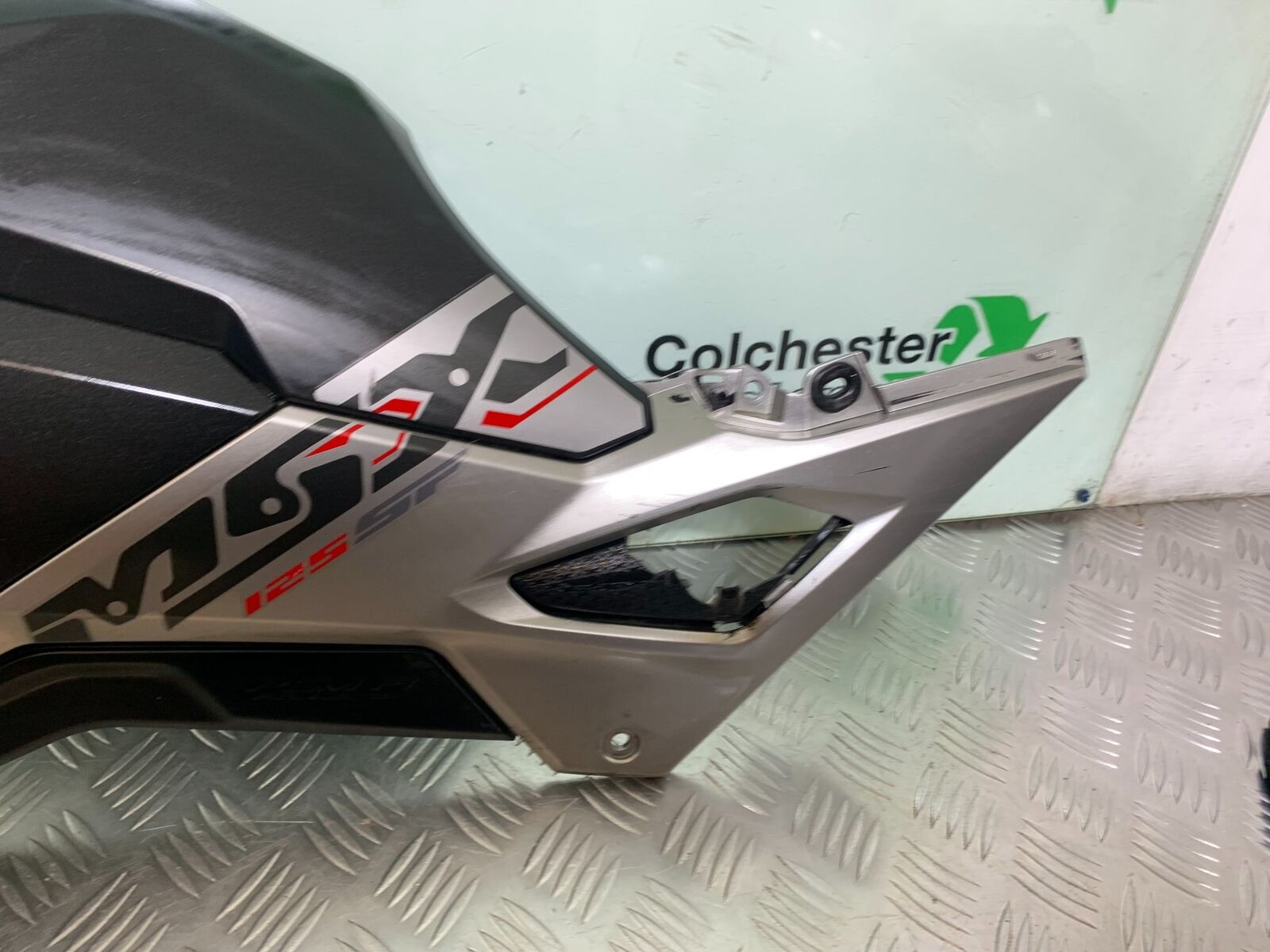 HONDA MSX125 GROM LEFT FAIRING PANEL YEAR 2016-2020  (CMB1009)