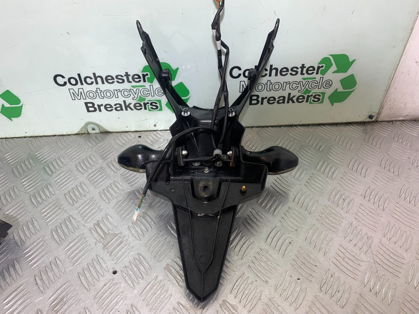 HONDA CBR500R CBR 500 R REAR MUDGUARD & INDICATORS  YEAR 2012-16 (CMB1151)