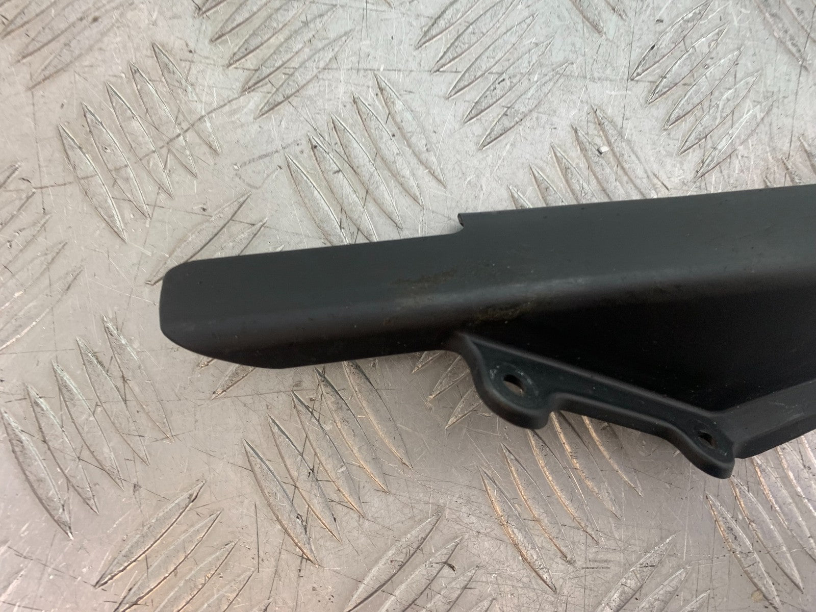 KAWASAKI 650 VERSYS CHAIN GUARD  YEAR 2015-2018 (CMB1288)