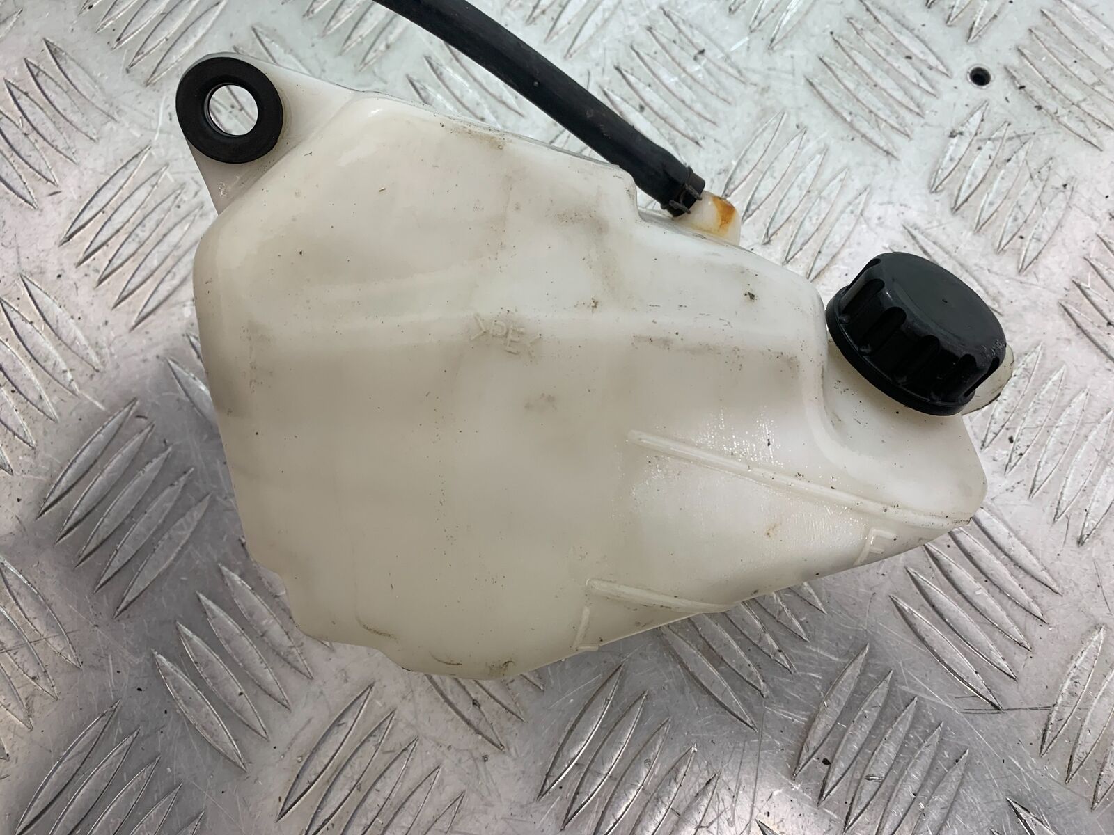 KAWASAKI Z750 Z 750 COOLANT BOTTLE  YEAR 2004-2006  (CMB1104)