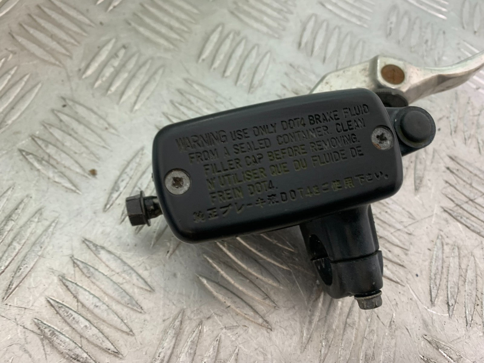HONDA CBF600 CBF 600 FRONT MASTER CYLINDER    YEAR 2004-07  (CMB1305)