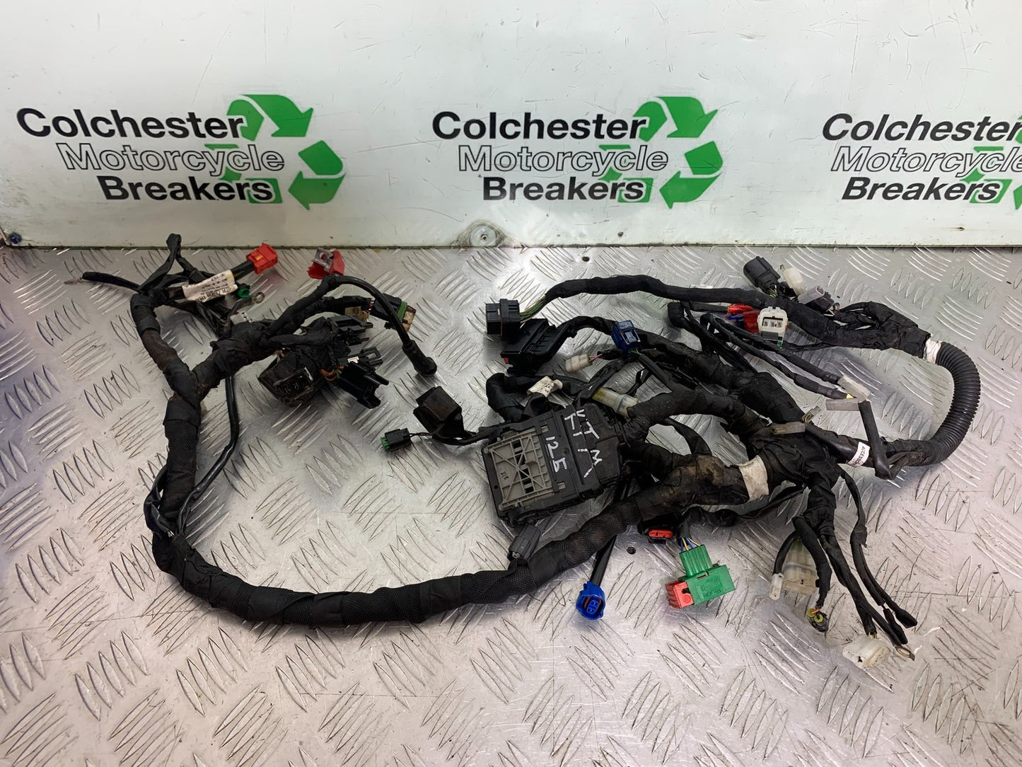 KTM 125 DUKE ECU AND WIRING LOOM  YEAR 2018-2023 (CMB1185)