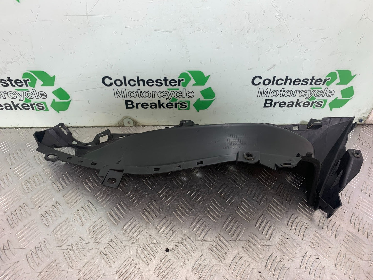 YAMAHA XMAX 300 FOOTBOARD YEAR 2017-2020 (CMB1218)