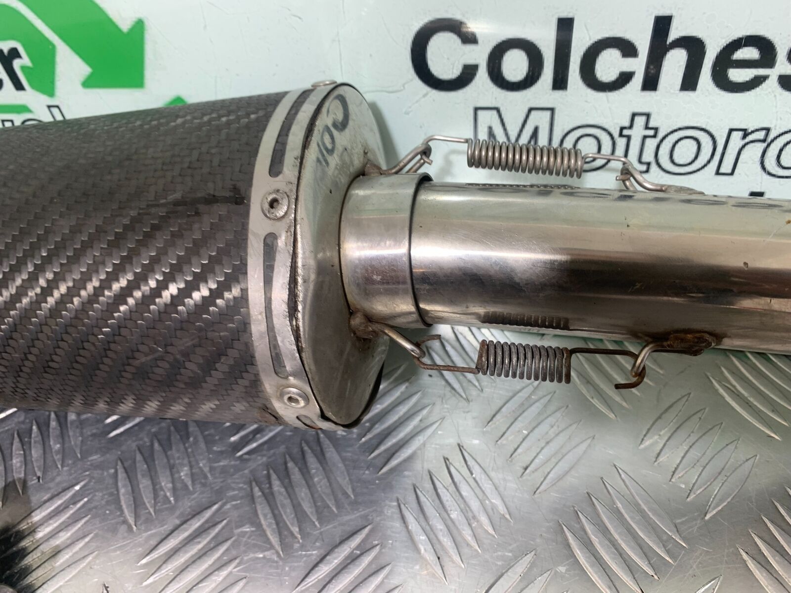 YAMAHA YZF600 YZF 600 THUNDERCAT CARBON RACE SILENCER   1996-2003 (CMB1046)