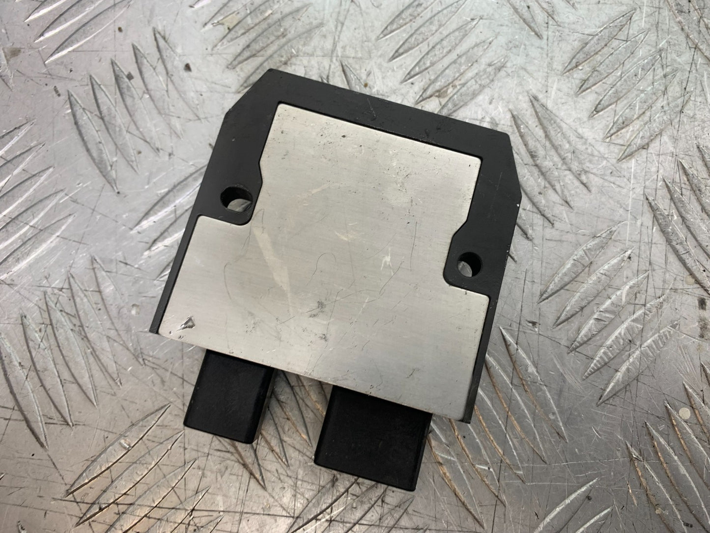 HONDA CBR1000 rr FIREBLADE REGULATOR  2012-2016 (CMB1280)