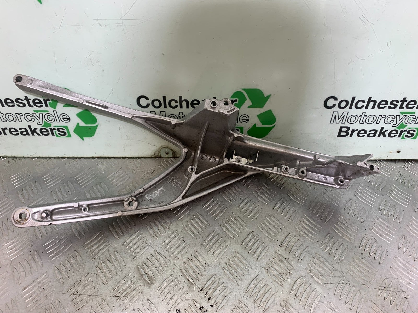 KTM 690 DUKE R LC4 RIGHT SUBFRAME YEAR 2012-2015  (CMB1180)