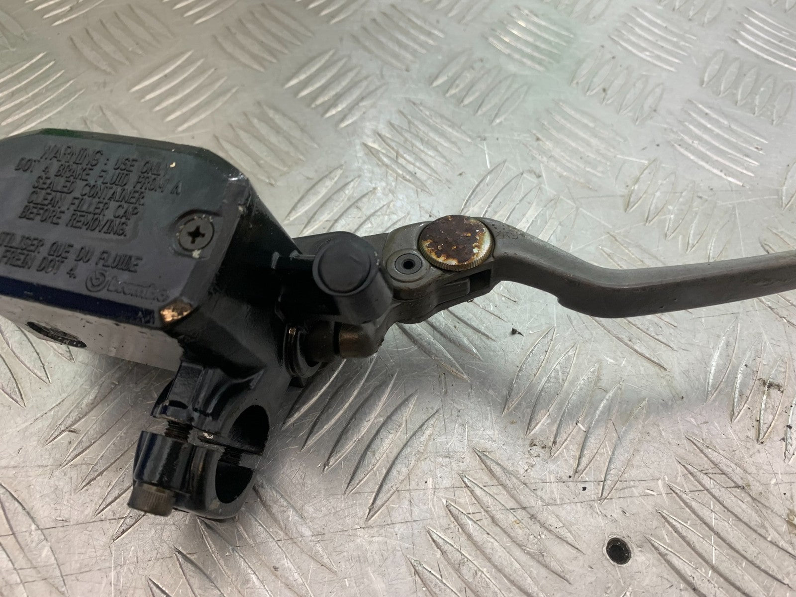 HONDA NT650 V DEAUVILLE FRONT MASTER CYLINDER YEAR 1999 (CMB1268)