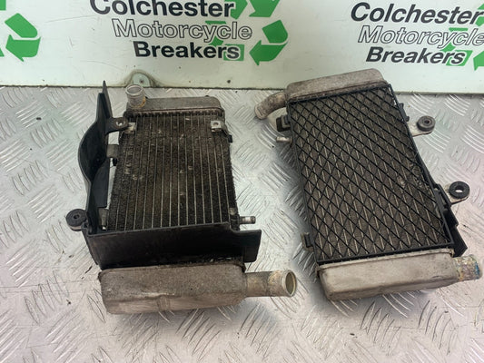 HONDA VFR800 PRE V-TEC LEFT AND RIGHT RADIATORS   YEAR 1998-2001 (CMB1233)