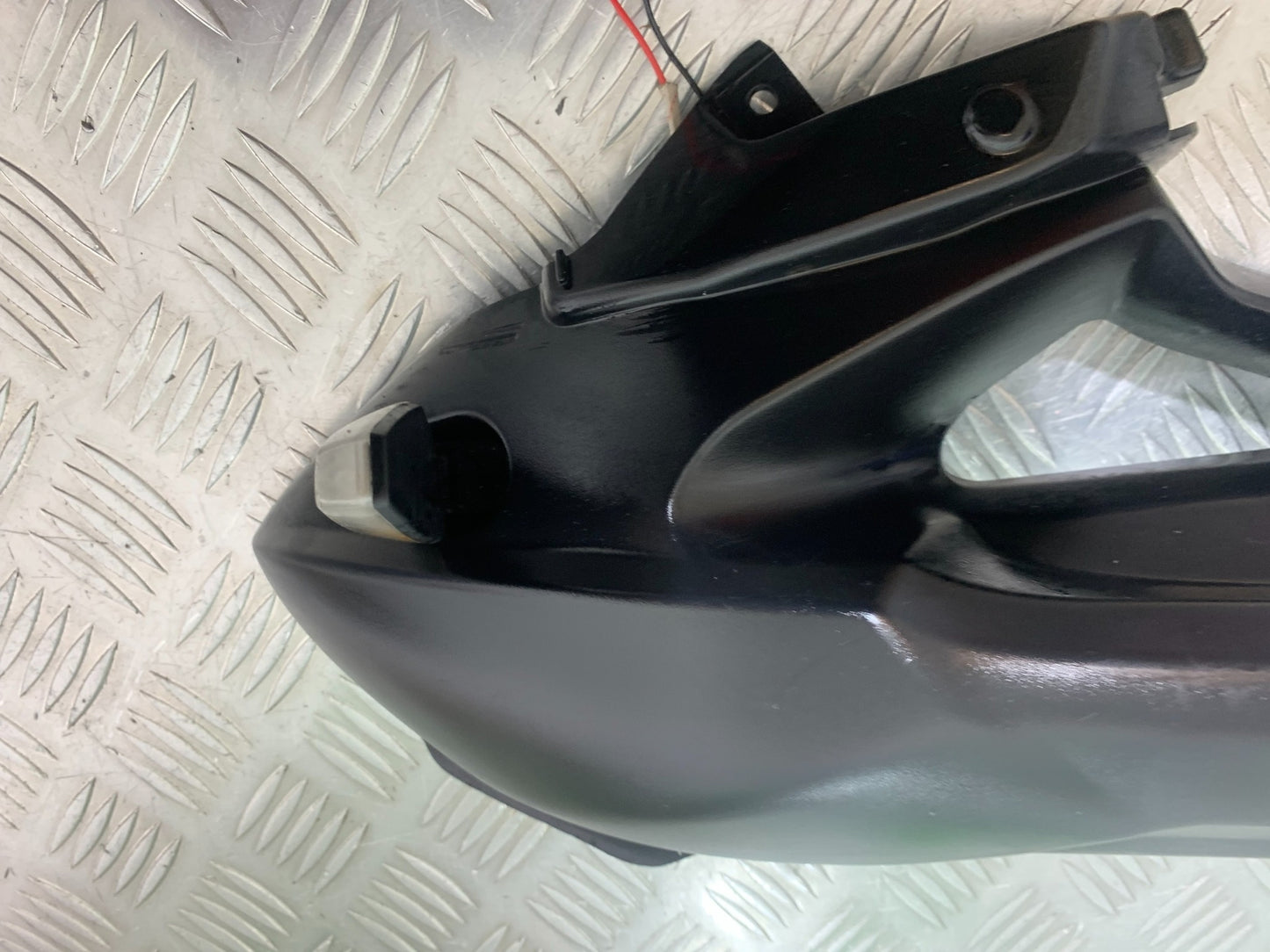 TRIUMPH TIGER 800 RIGHT FAIRING PANEL YEAR 2011-2014 (CMB1113)