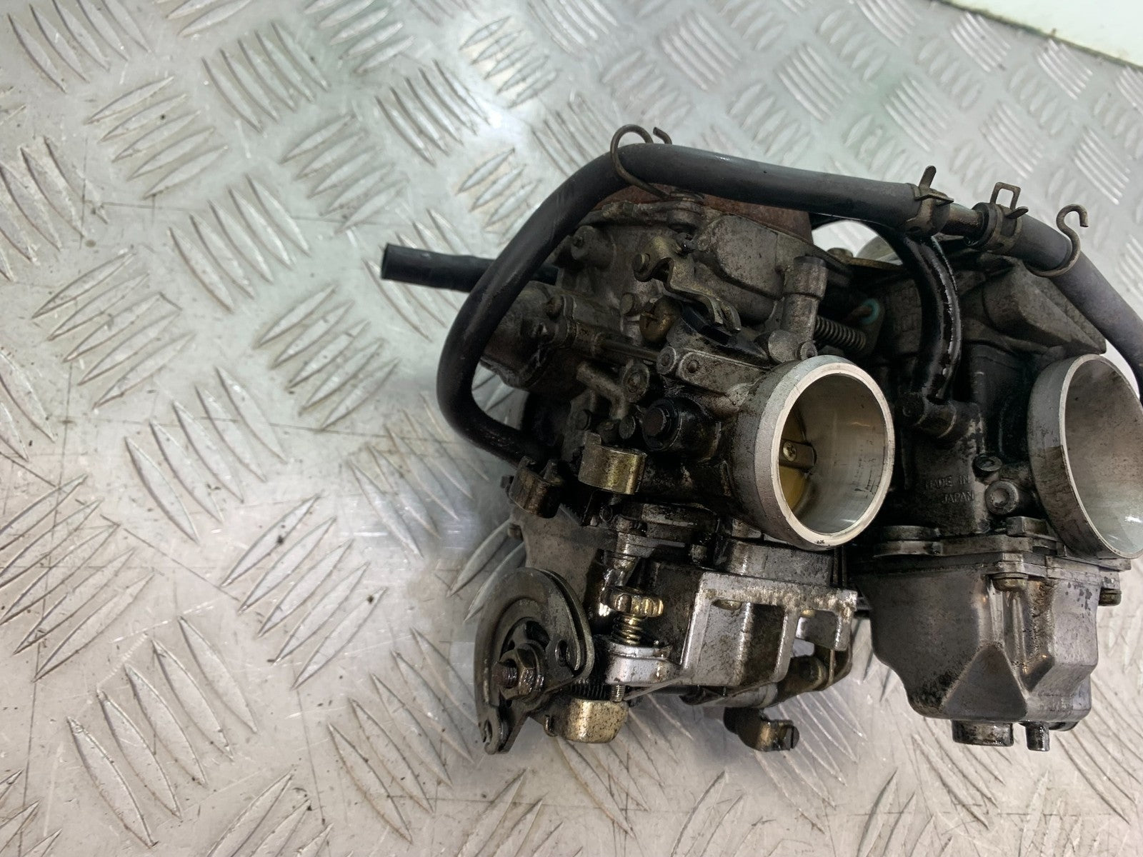 YAMAHA XV1100 XV 1100 VIRAGO CARBS 1990-1999 (CMB1243)