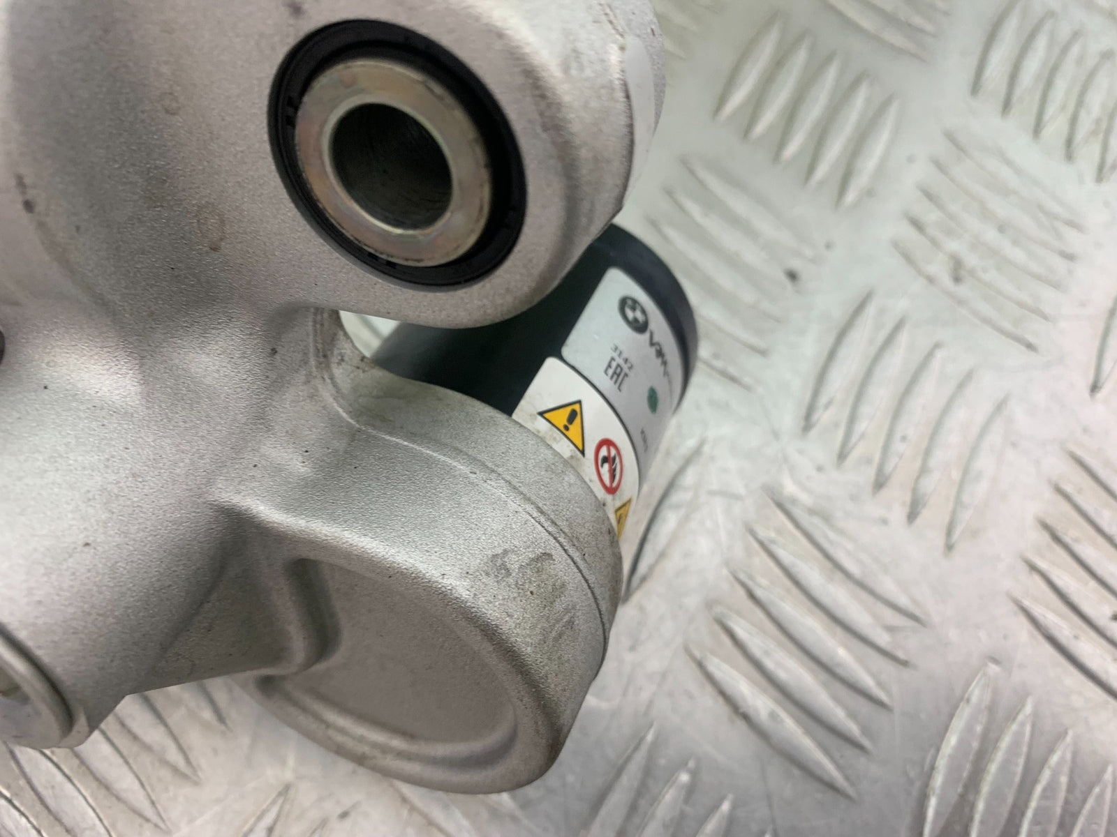 BMW M1000 R REAR SHOCK YEAR 2023-2024 (CMB1140)
