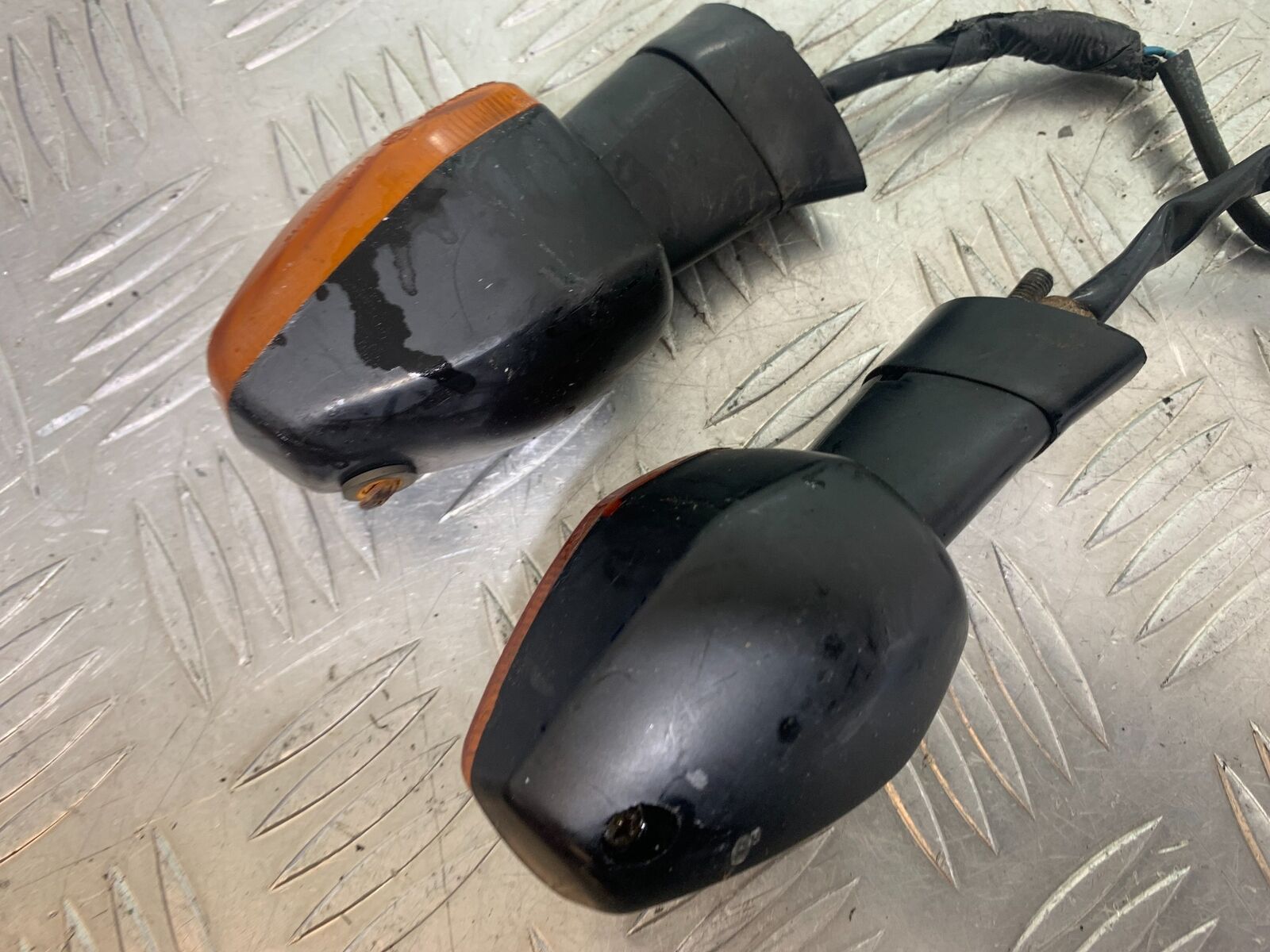 HONDA CB600 CB 600 HORNET 2 X INDICATORS   YEAR 1998 -2002 (CMB1126)
