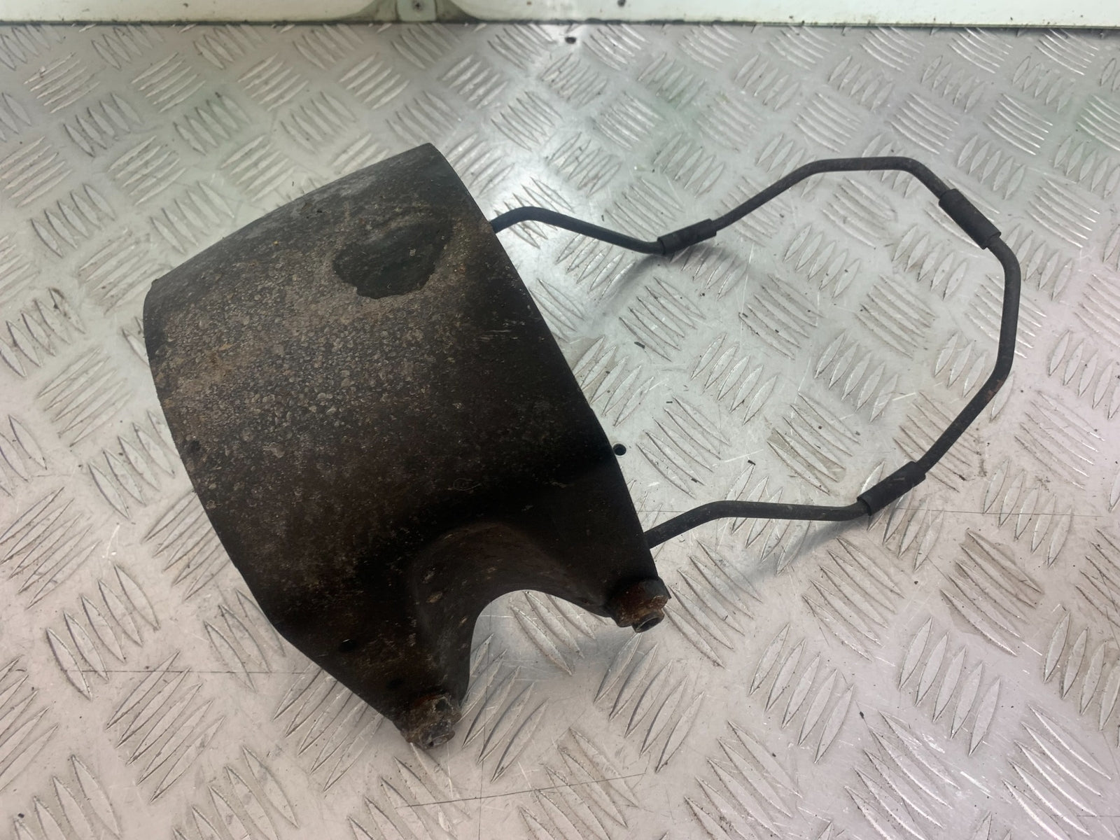 HONDA VTX1300 S-6 FRONT MUDGUARD BRACKET  YEAR 2004-09 (CMB1159)