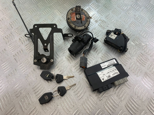 TRIUMPH TIGER 800 ECU LOCKS KEYS (NON ABS)  YEAR 2011-2013  (CMB1113)