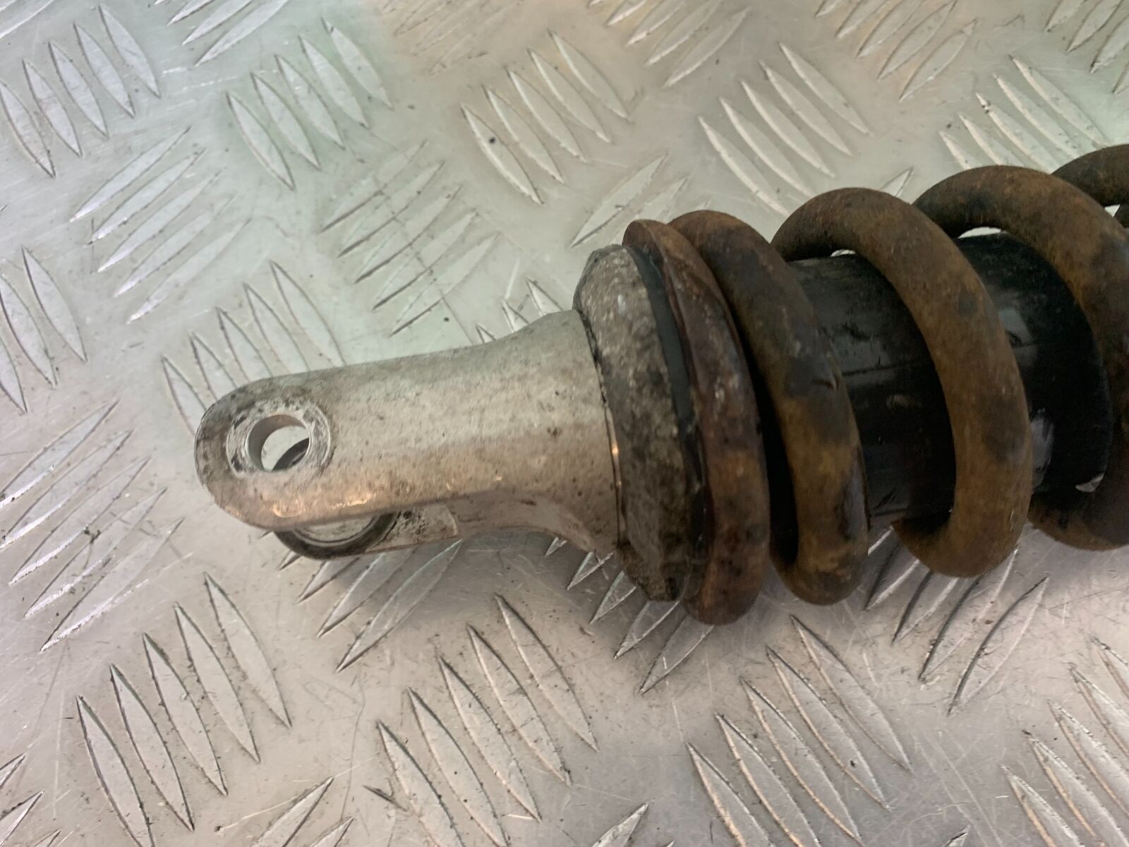 KAWASAKI ZX6R ZX636 REAR SHOCK  YEAR 2002  (CMB1100)