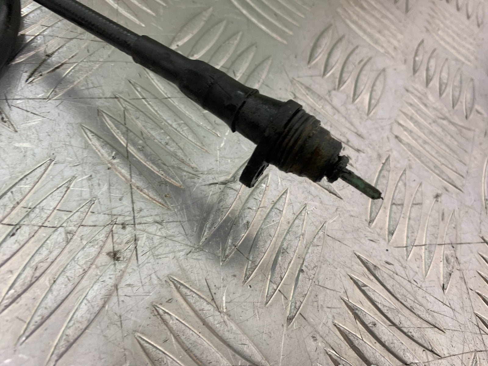 PIAGGIO VESPA LX50 LX S 50 SPEEDO CABLE  YEAR 2007-2016 (CMB1290)