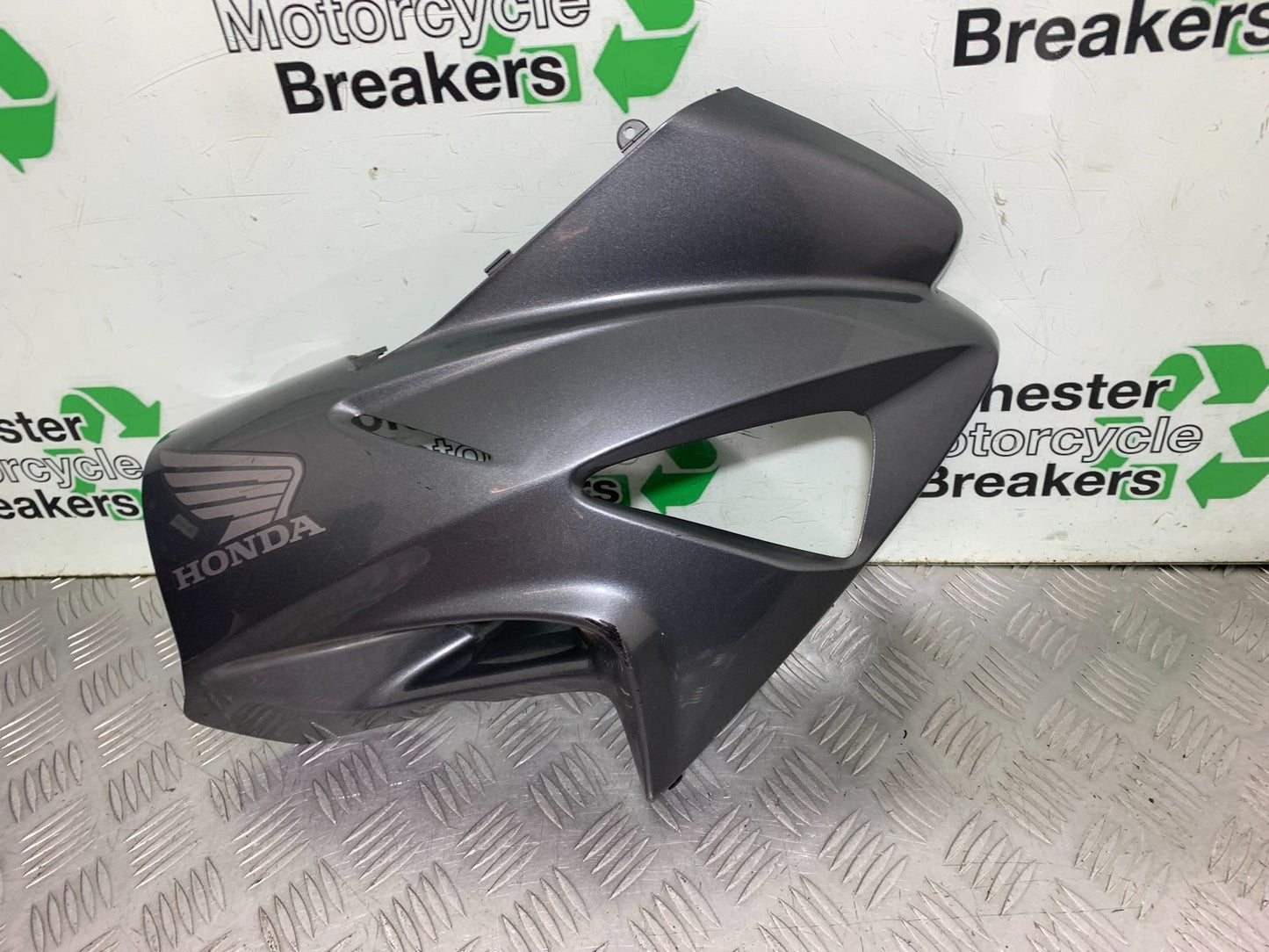 HONDA CBF600 CBF 600 RIGHT FAIRING  YEAR 2004-07  (CMB1305)